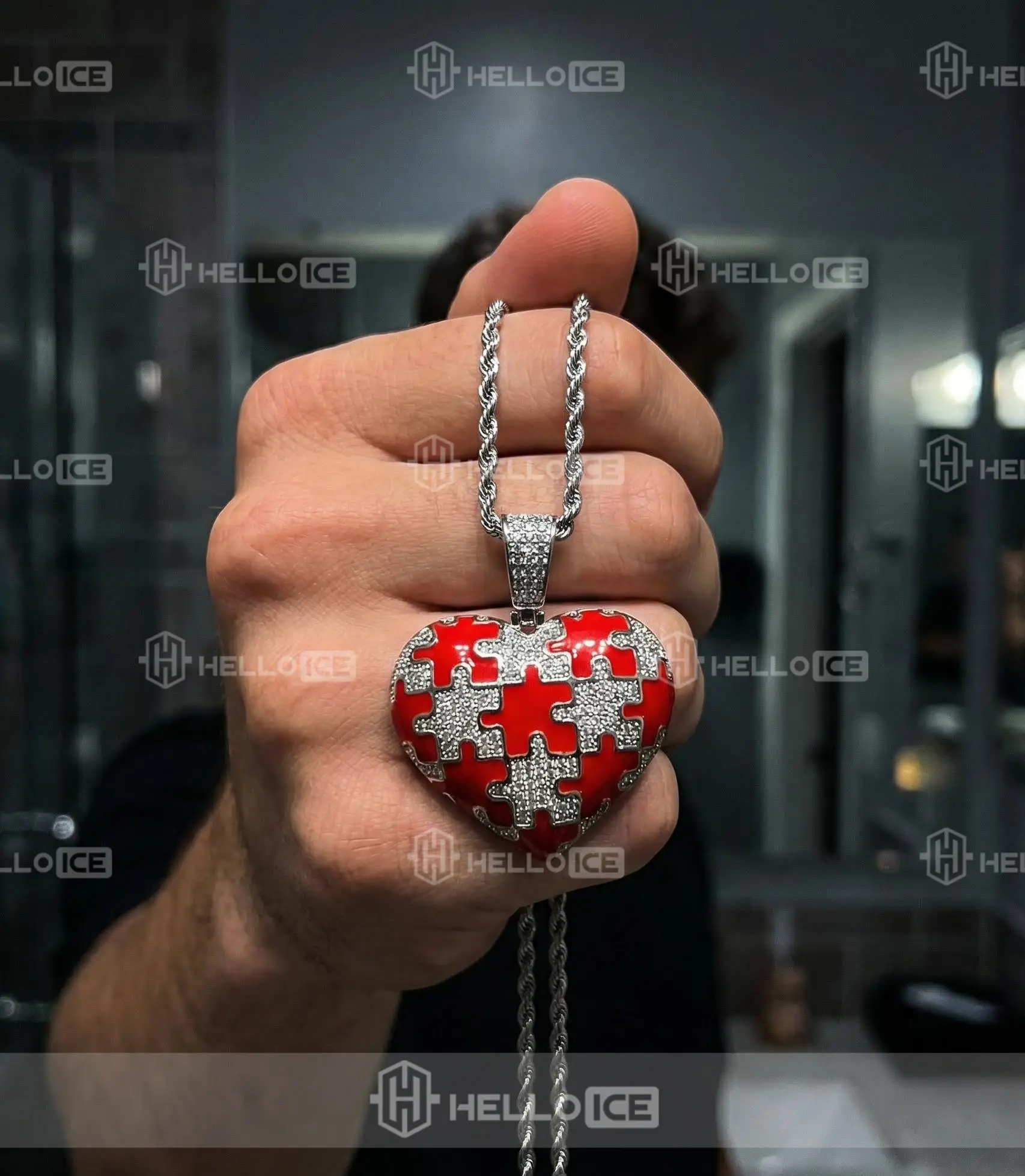 Helloice Review Image