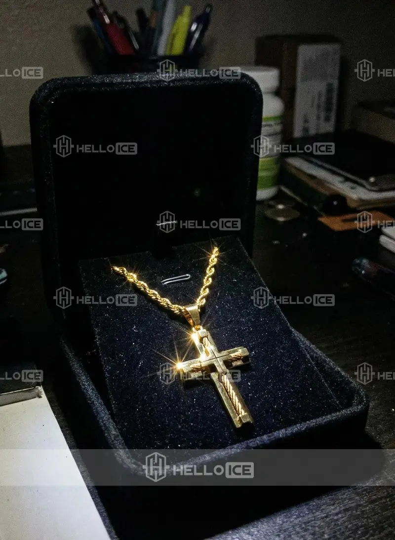 Helloice Review Image