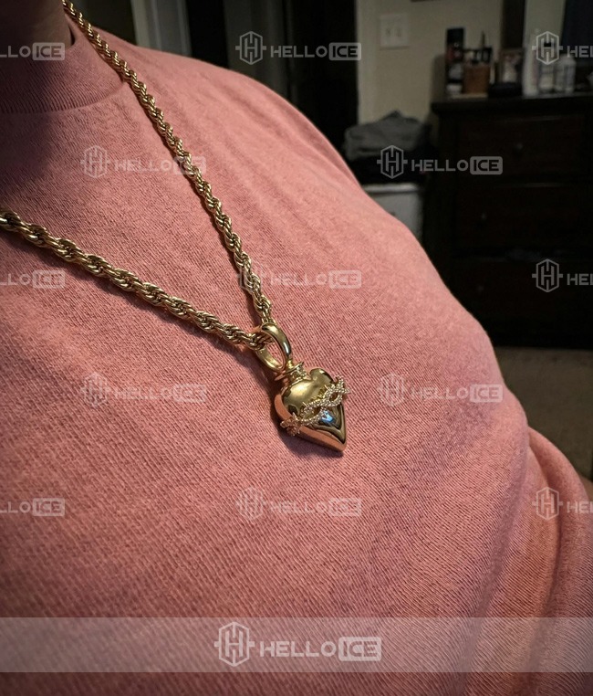 Helloice Review Image