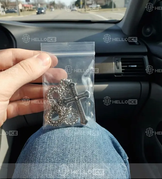 Helloice Review Image