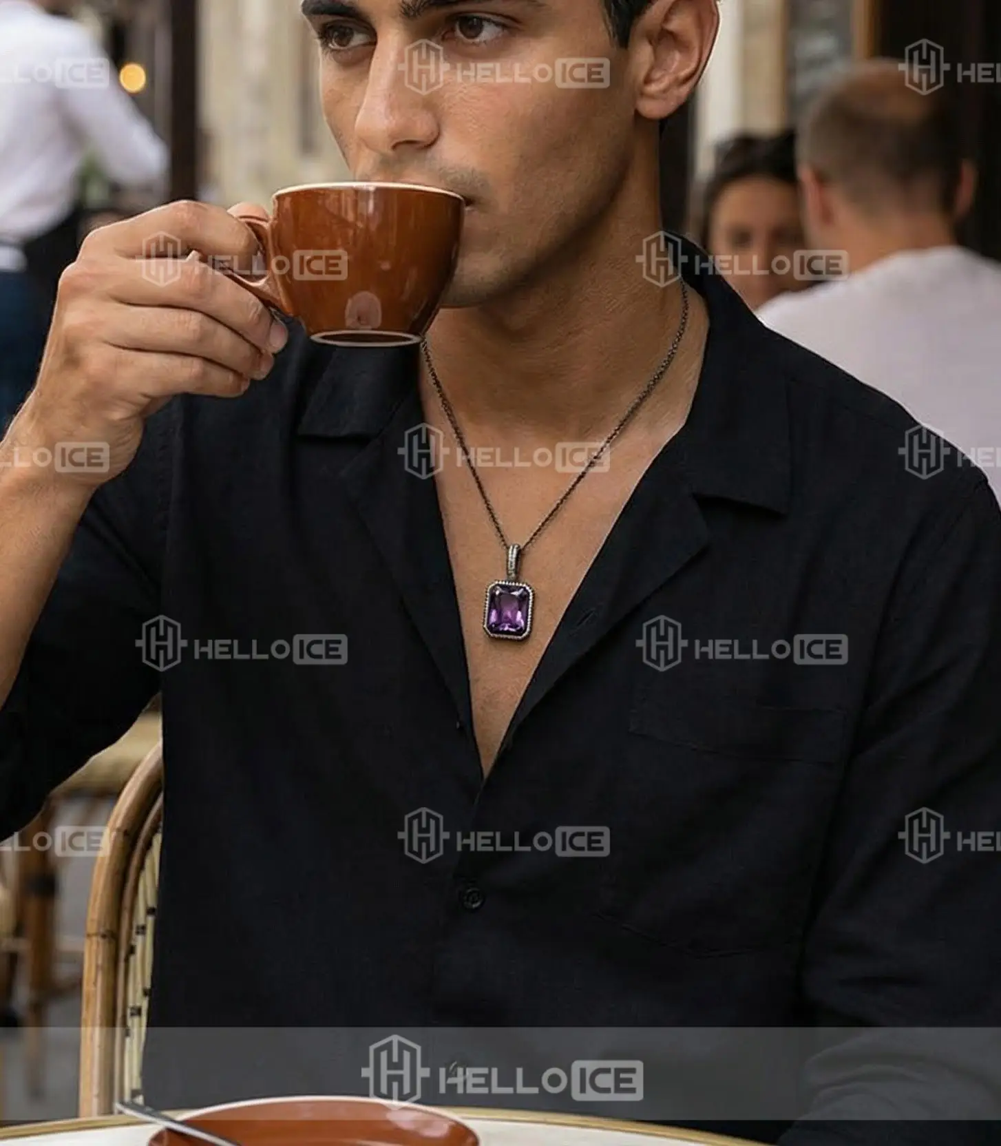 Helloice Review Image