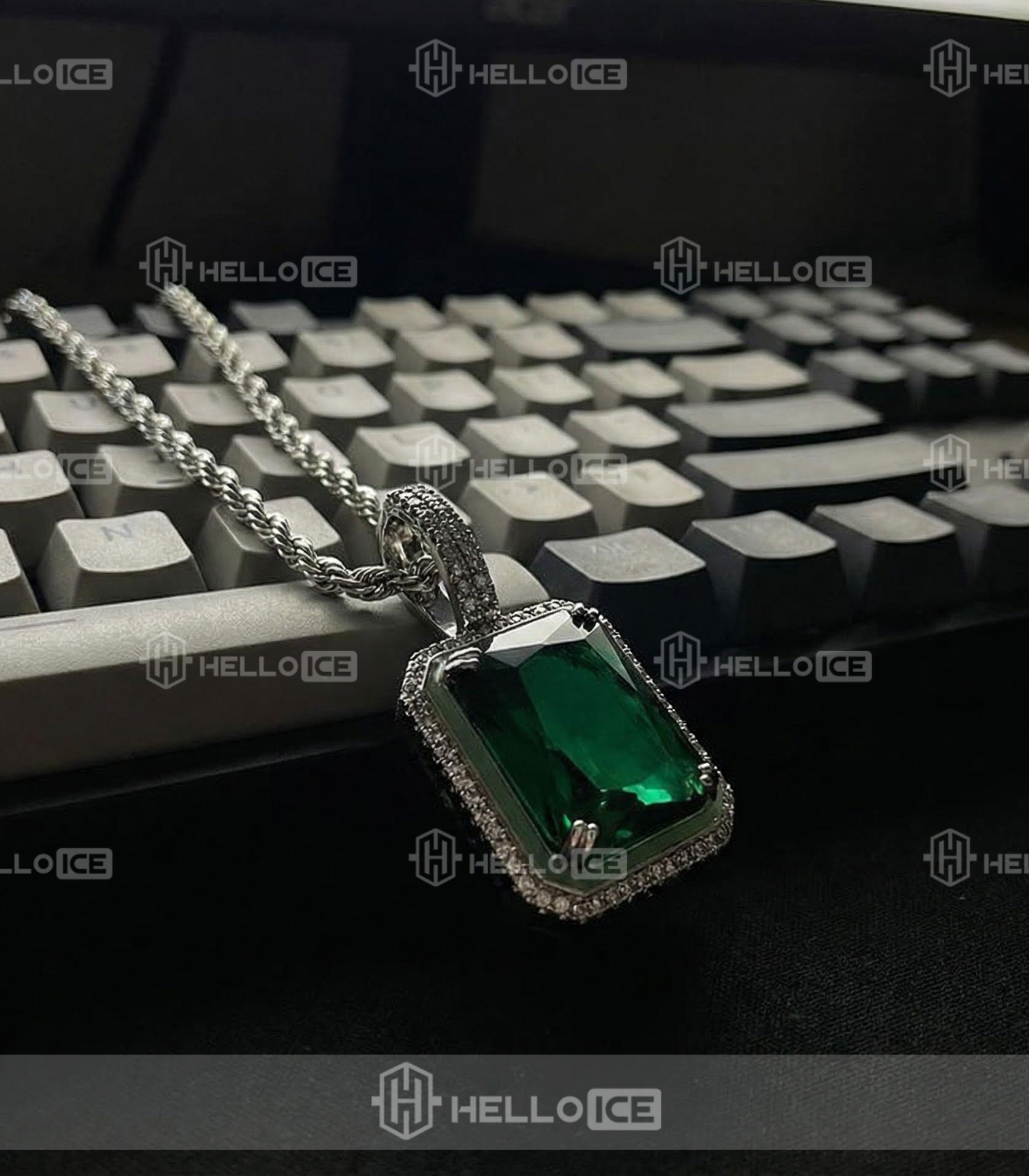 Helloice Review Image