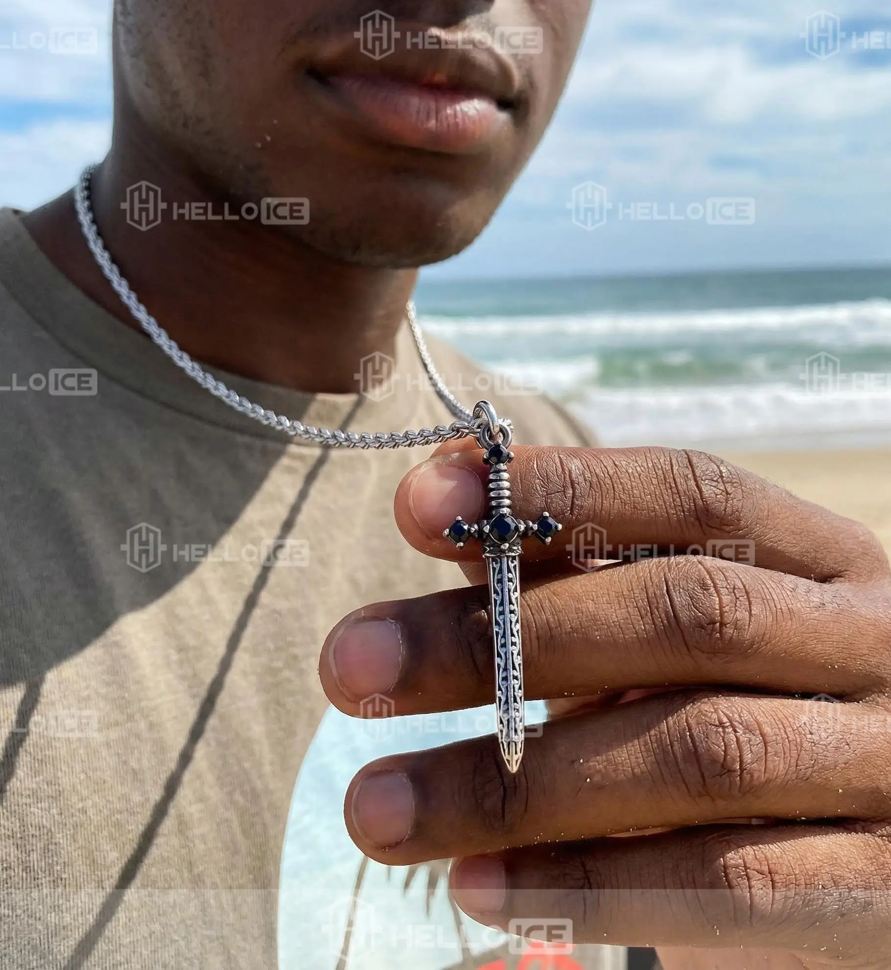 Helloice Review Image