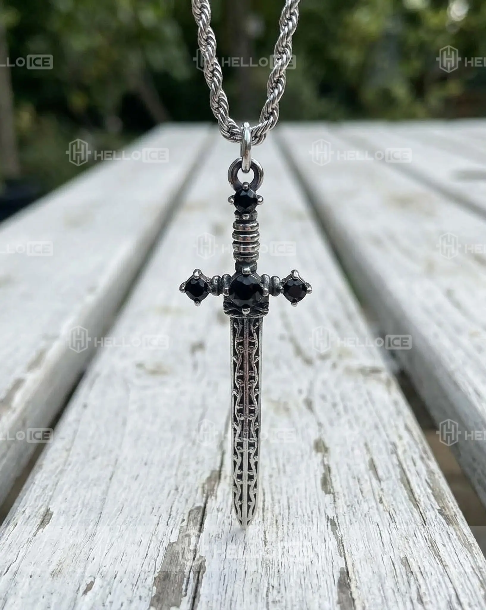 Helloice Review Image