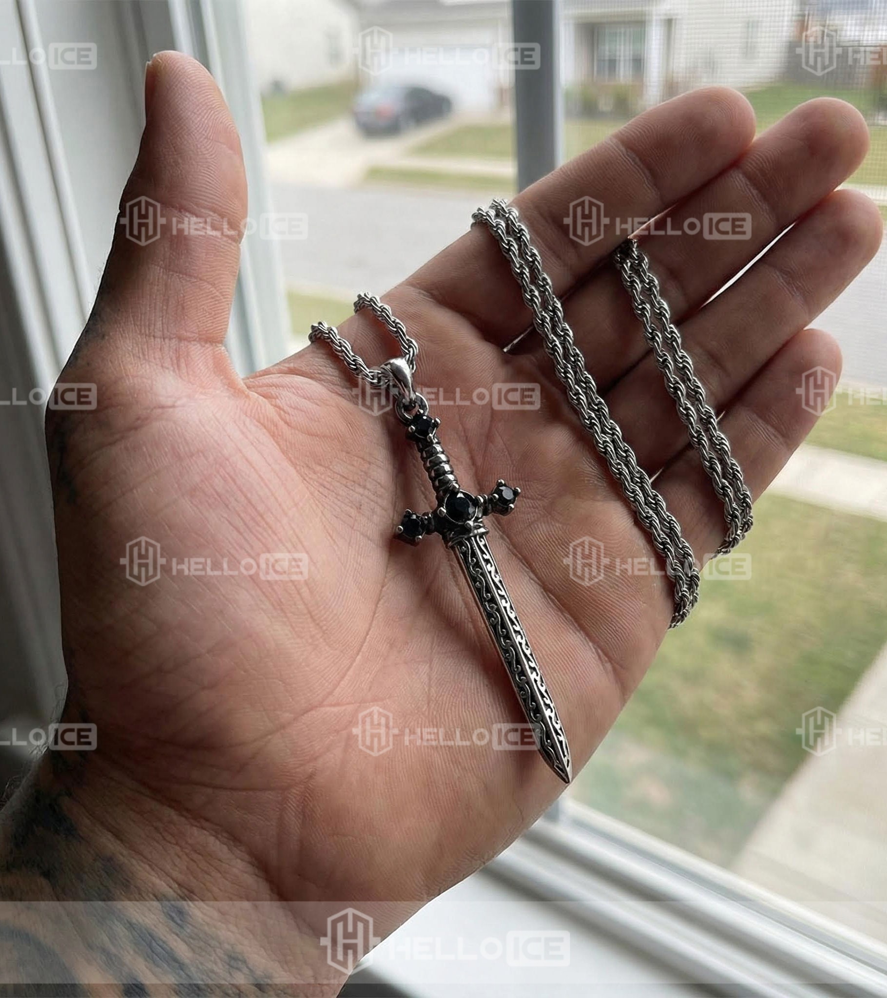 Helloice Review Image