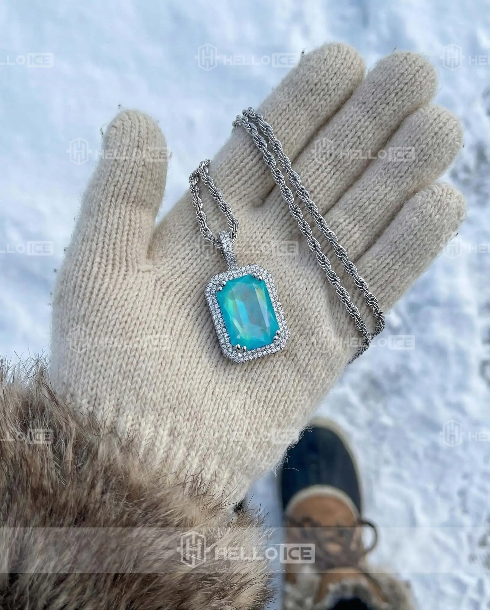 Helloice Review Image