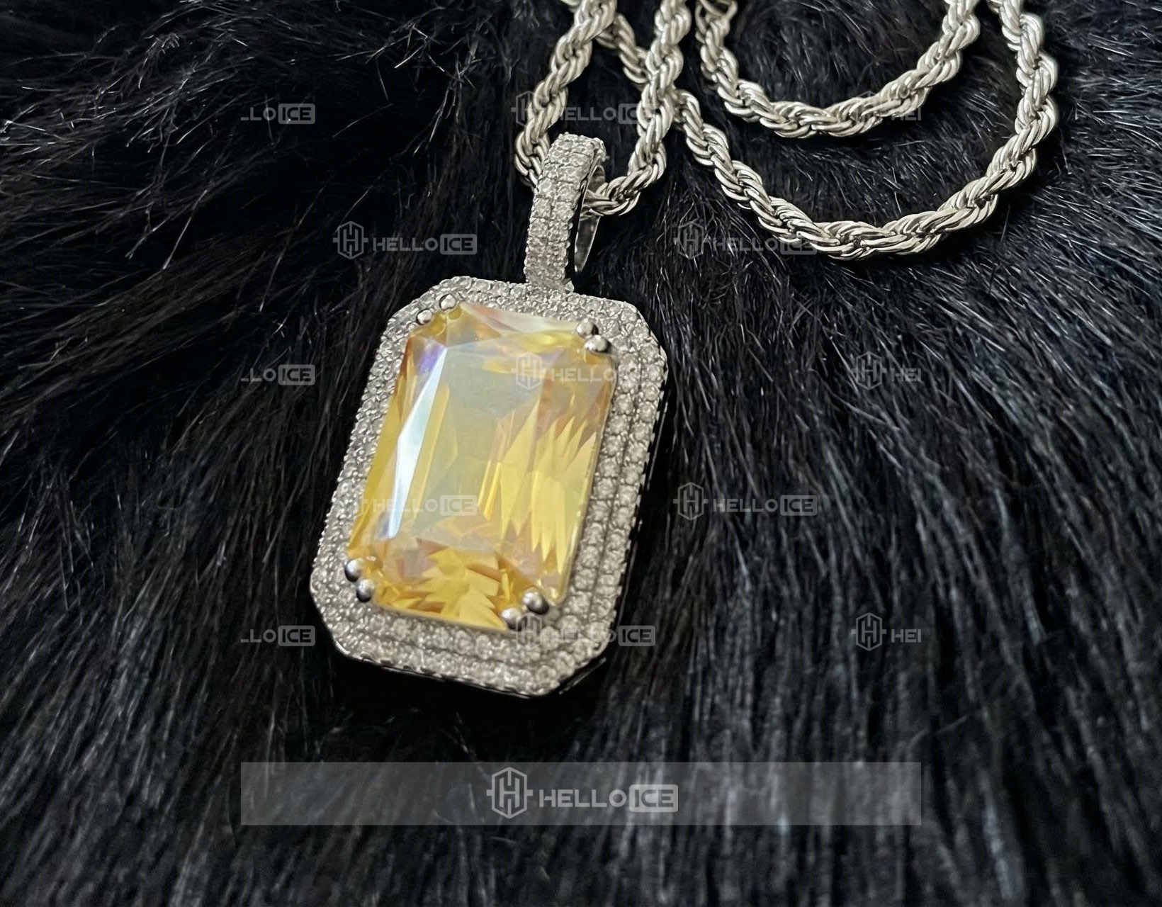 Helloice Review Image