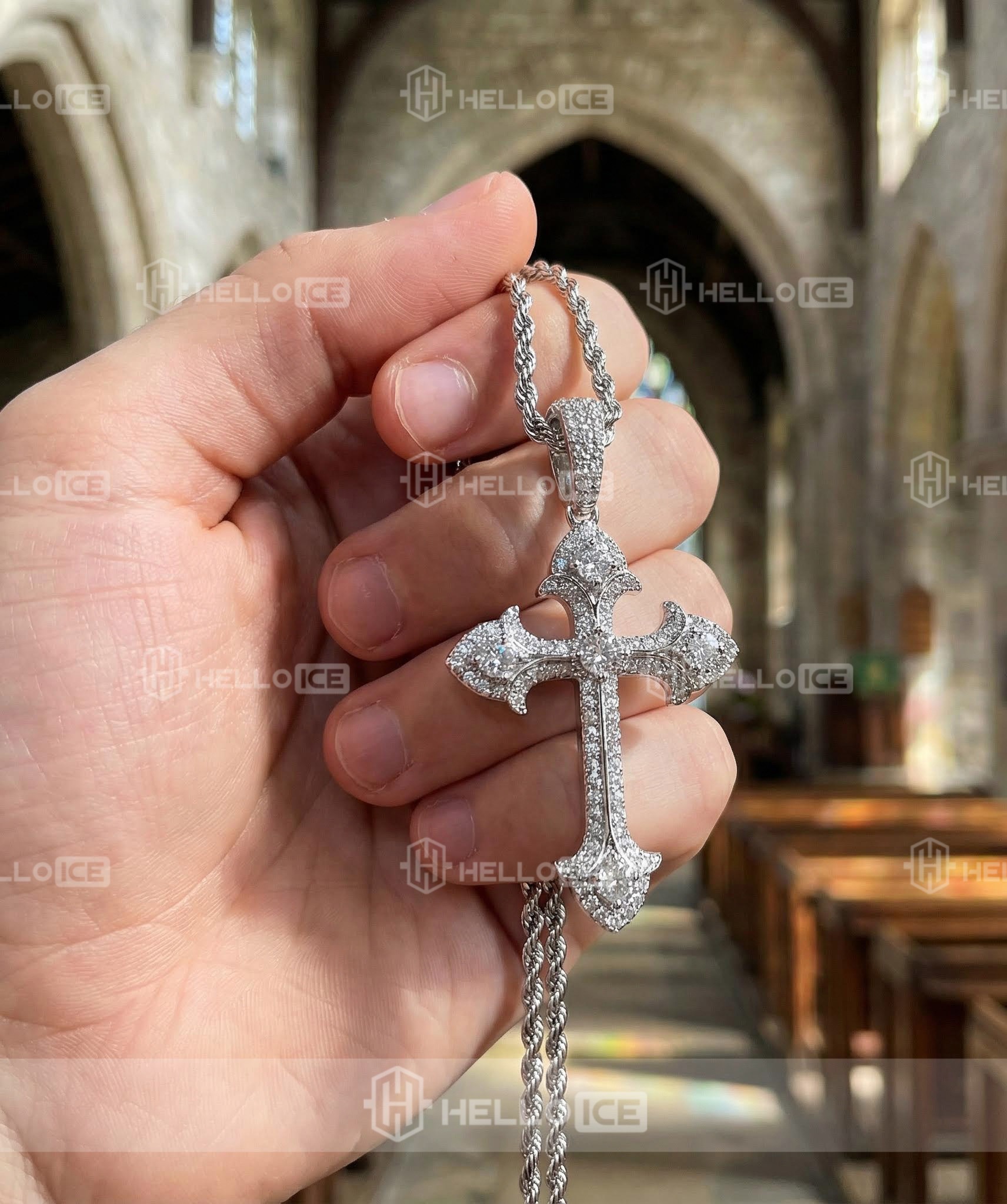 Helloice Review Image