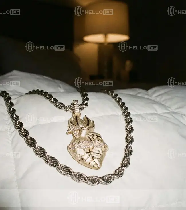 Helloice Review Image