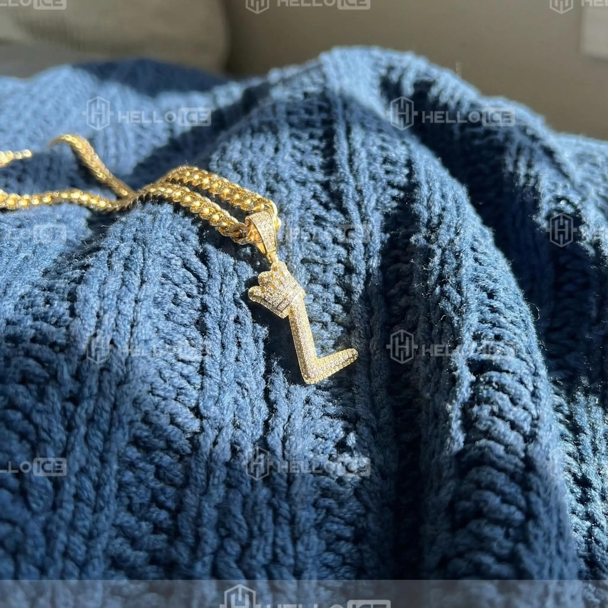 Helloice Review Image