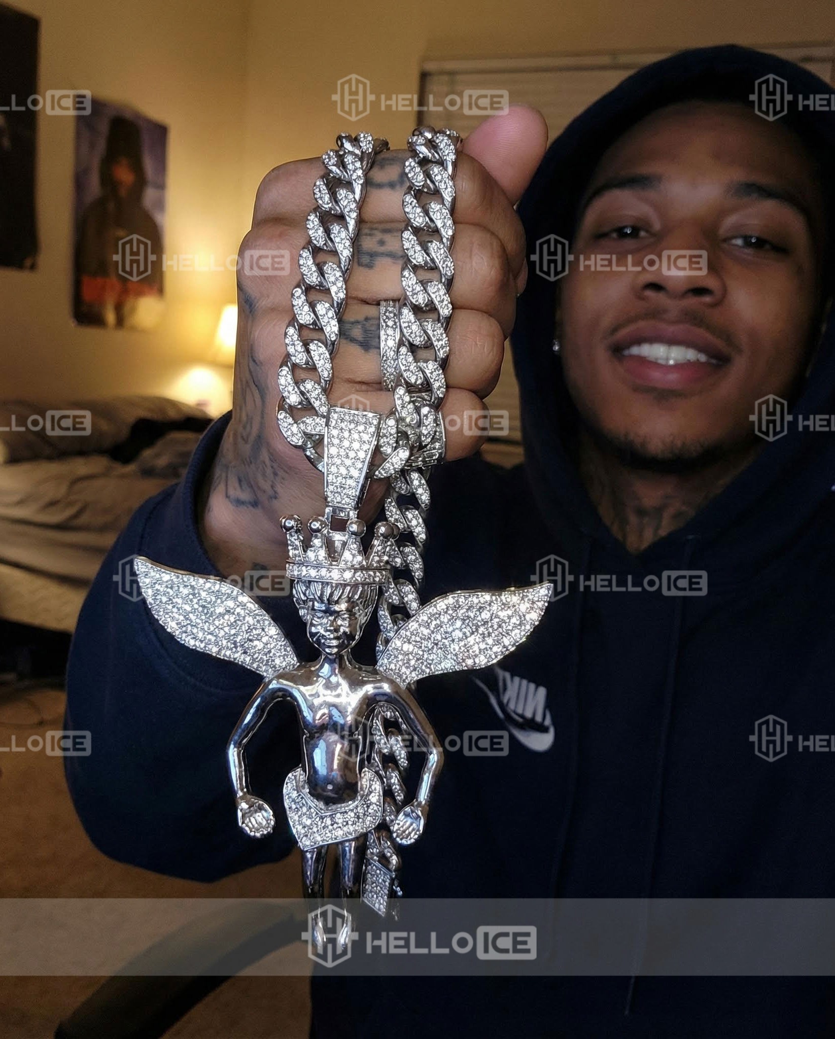 Helloice Review Image