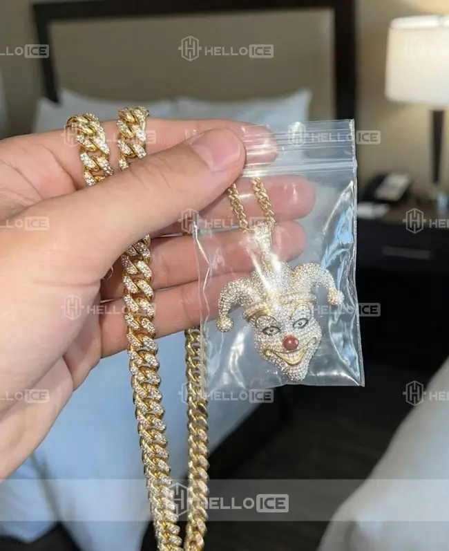 Helloice Review Image