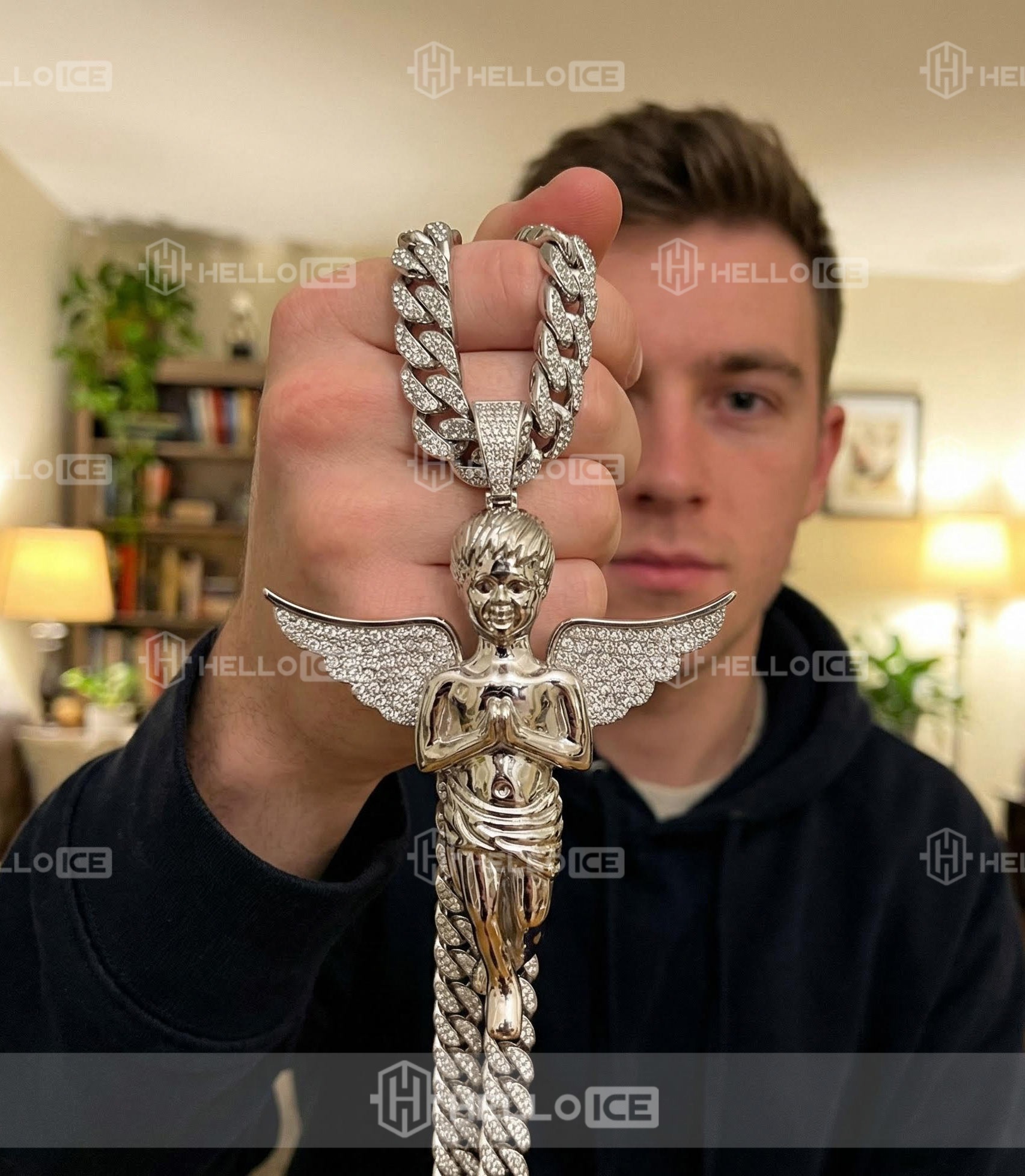 Helloice Review Image