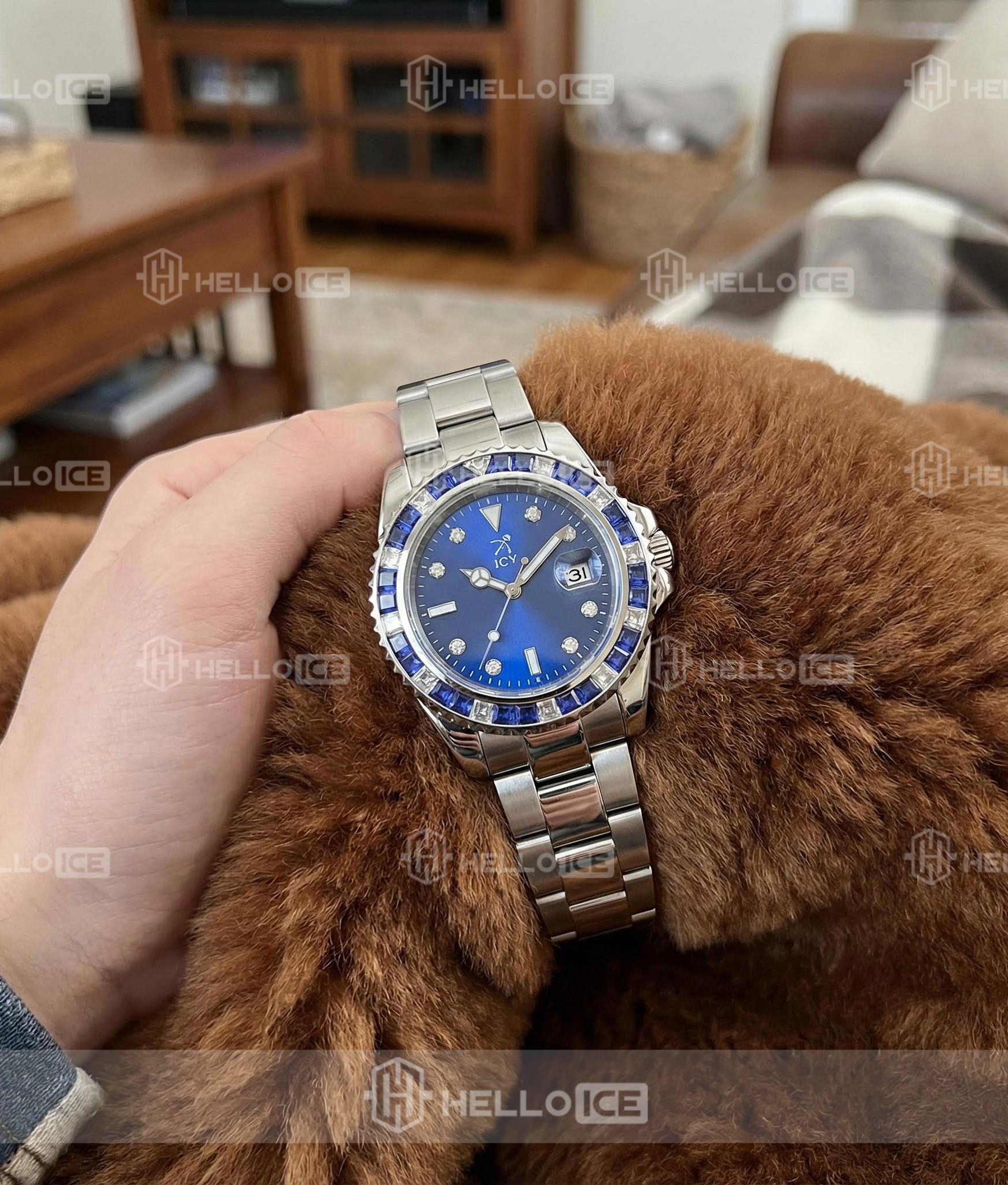 Helloice Review Image