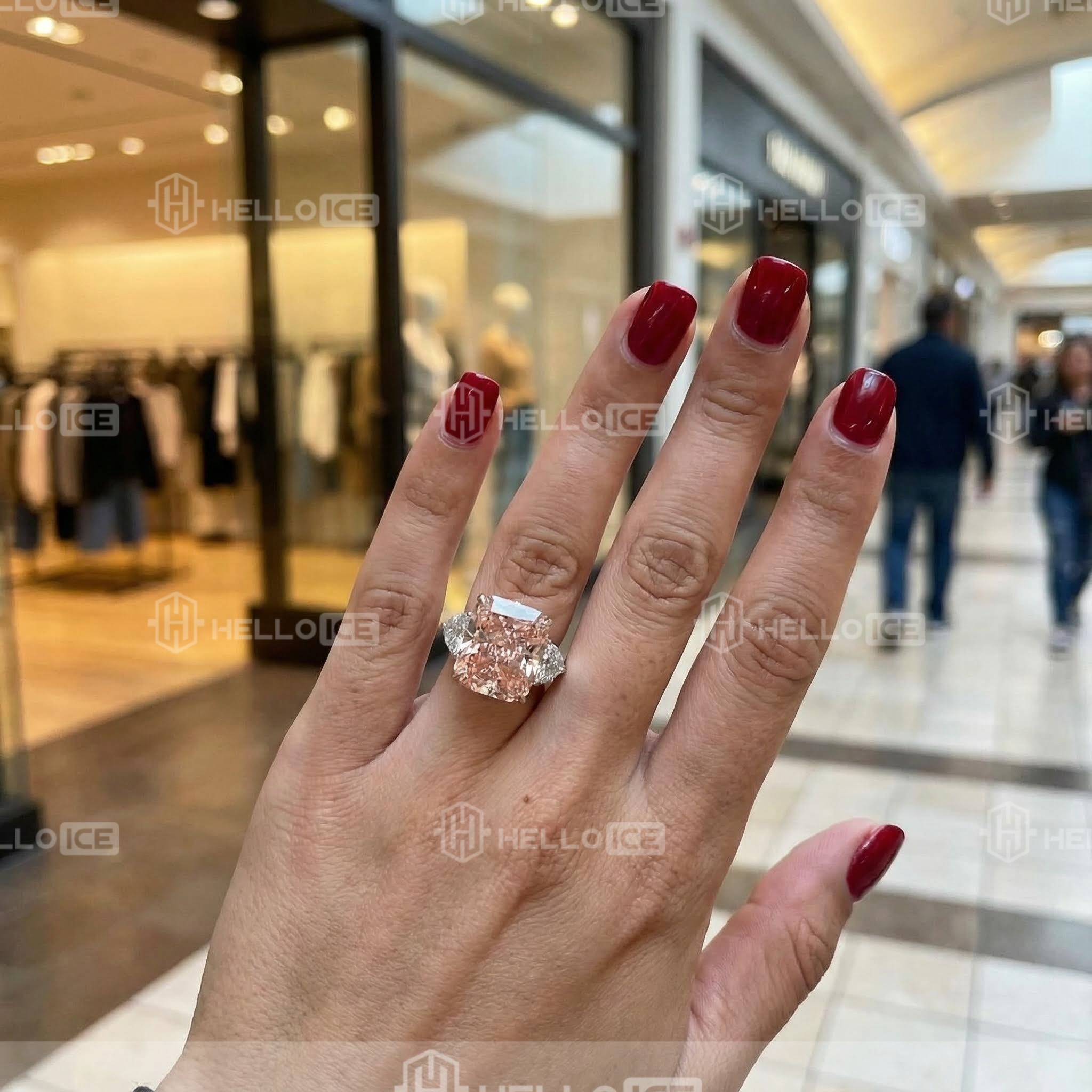 Helloice Review Image