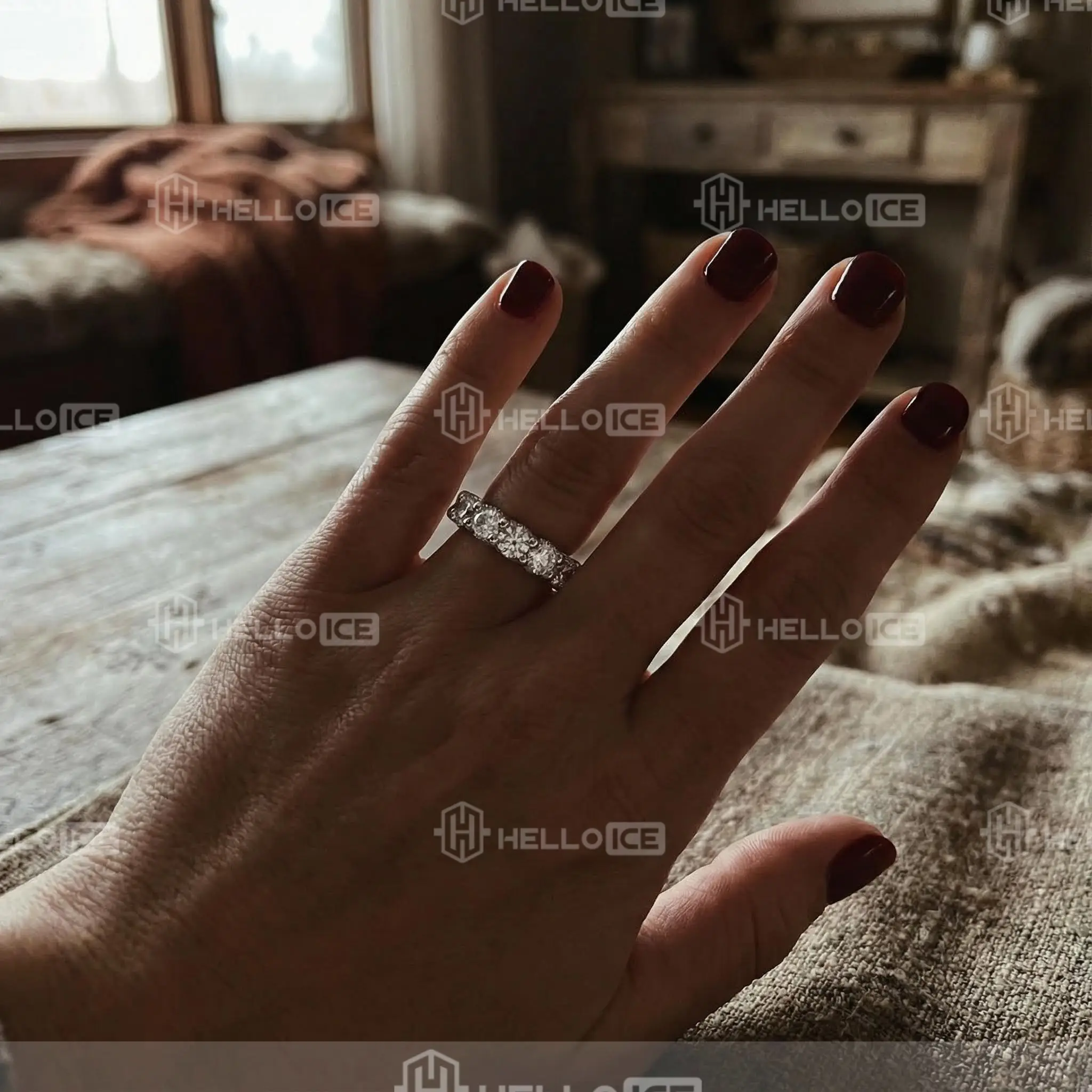 Helloice Review Image