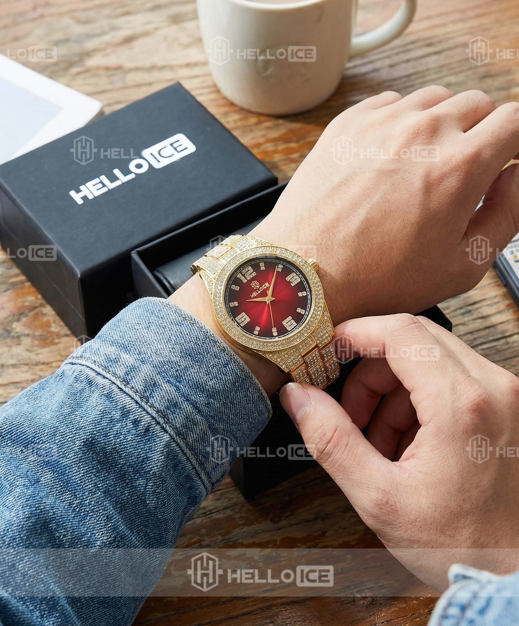 Helloice Review Image