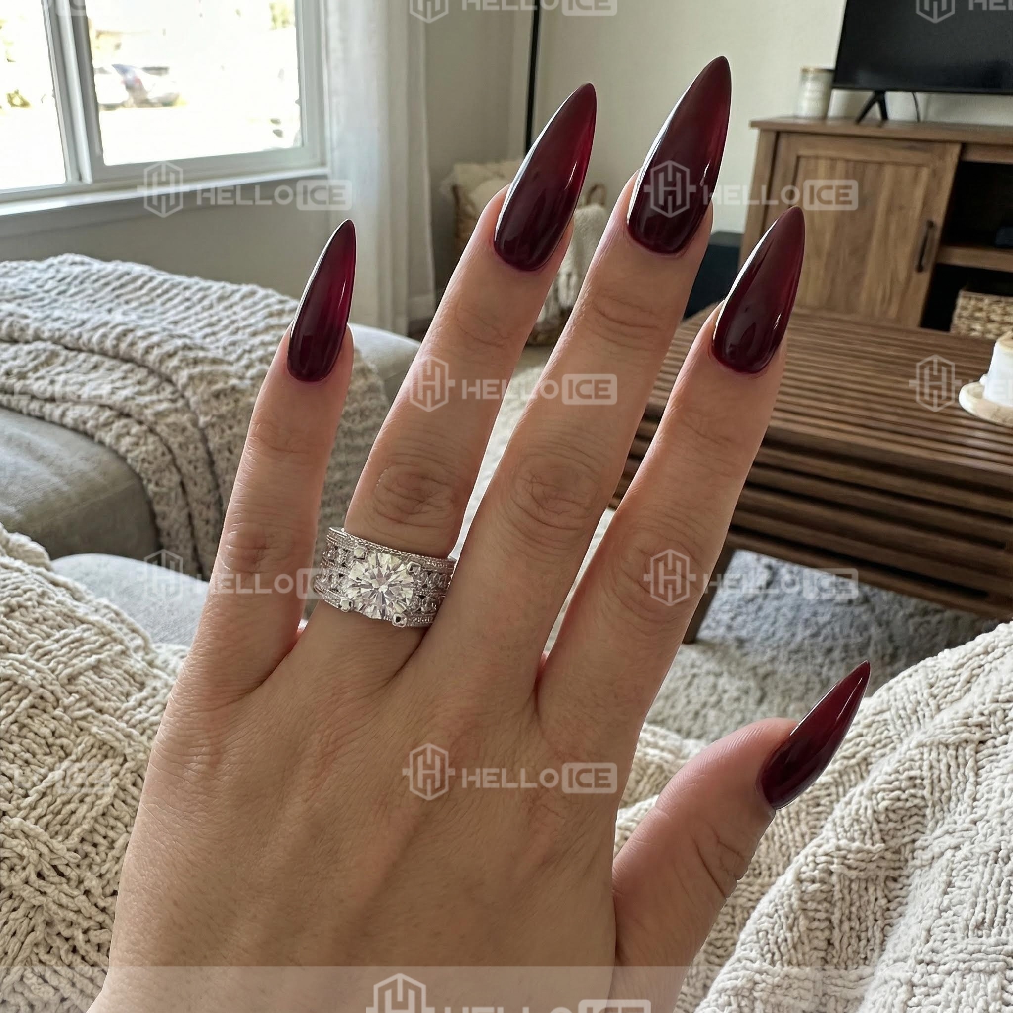 Helloice Review Image