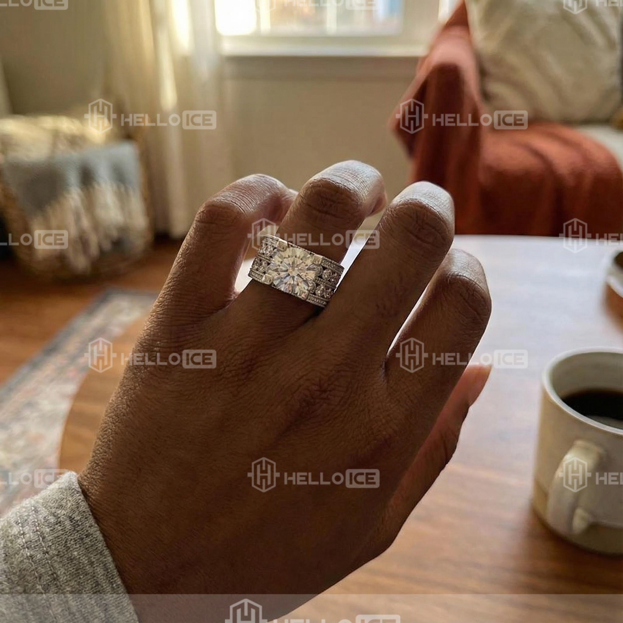 Helloice Review Image