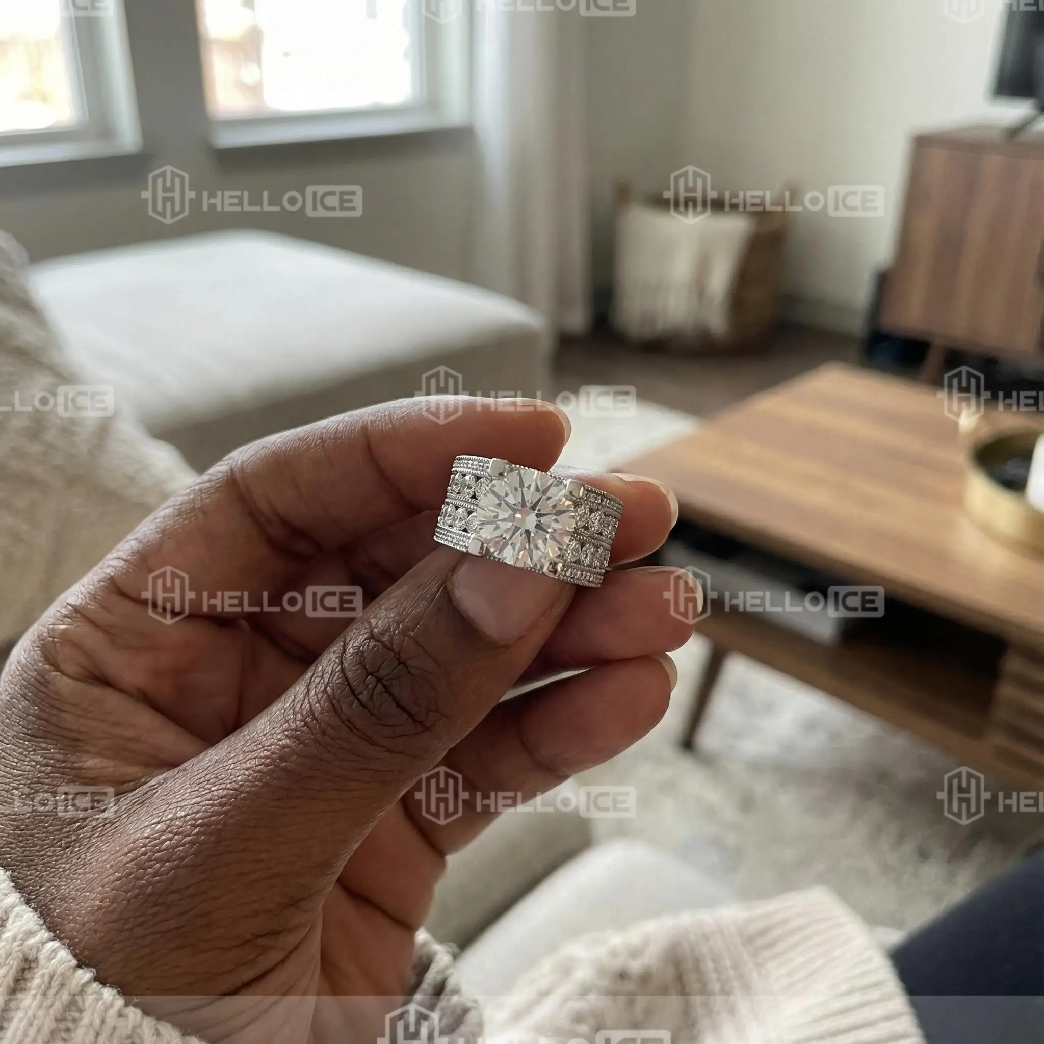 Helloice Review Image