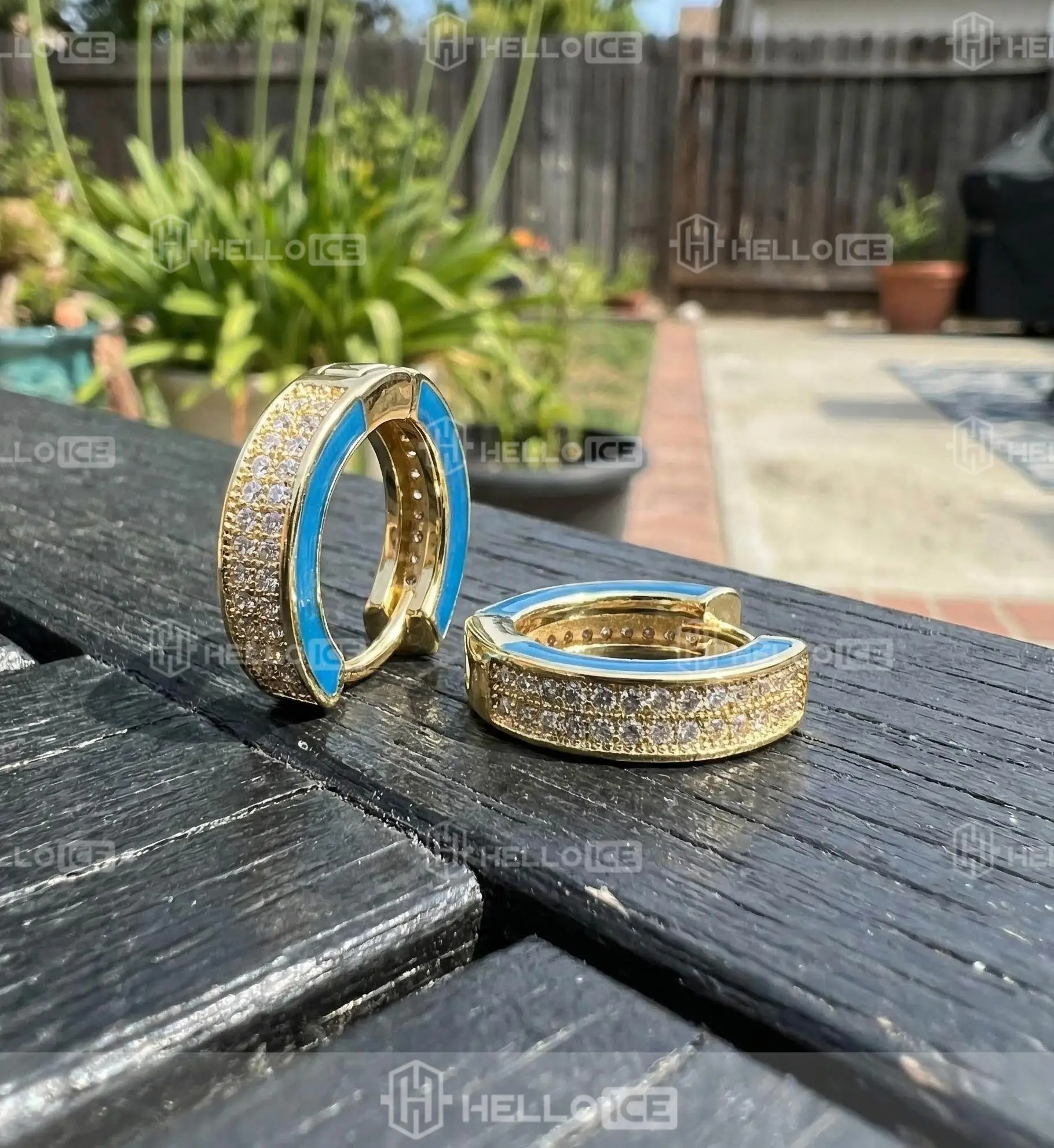 Helloice Review Image