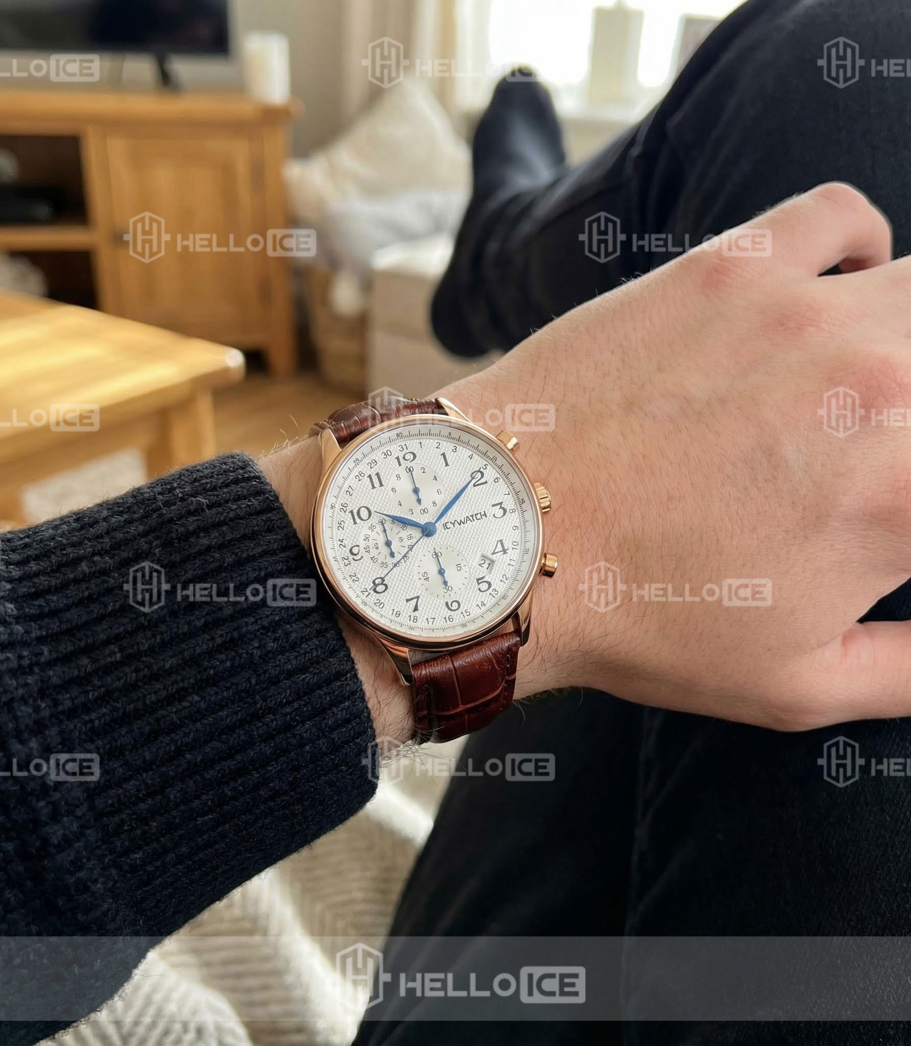 Helloice Review Image