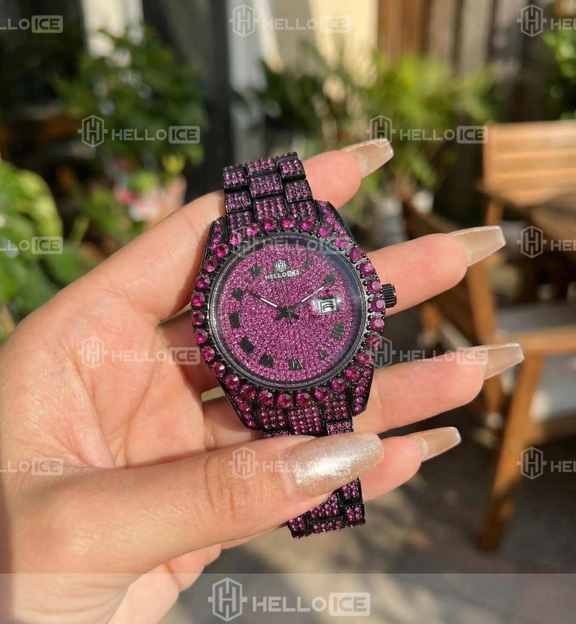 Helloice Review Image