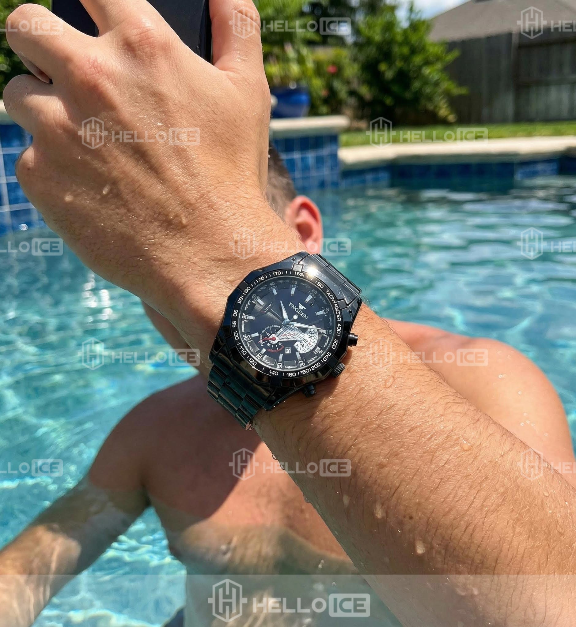 Helloice Review Image