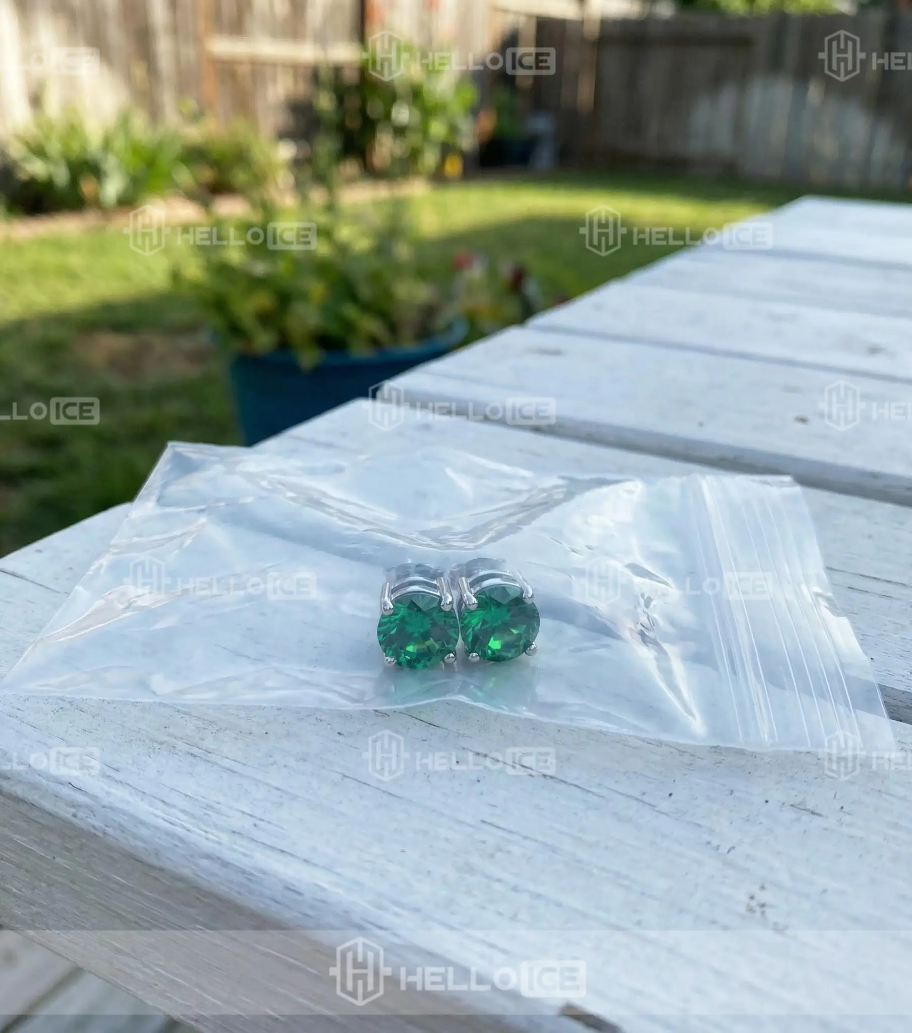 Helloice Review Image