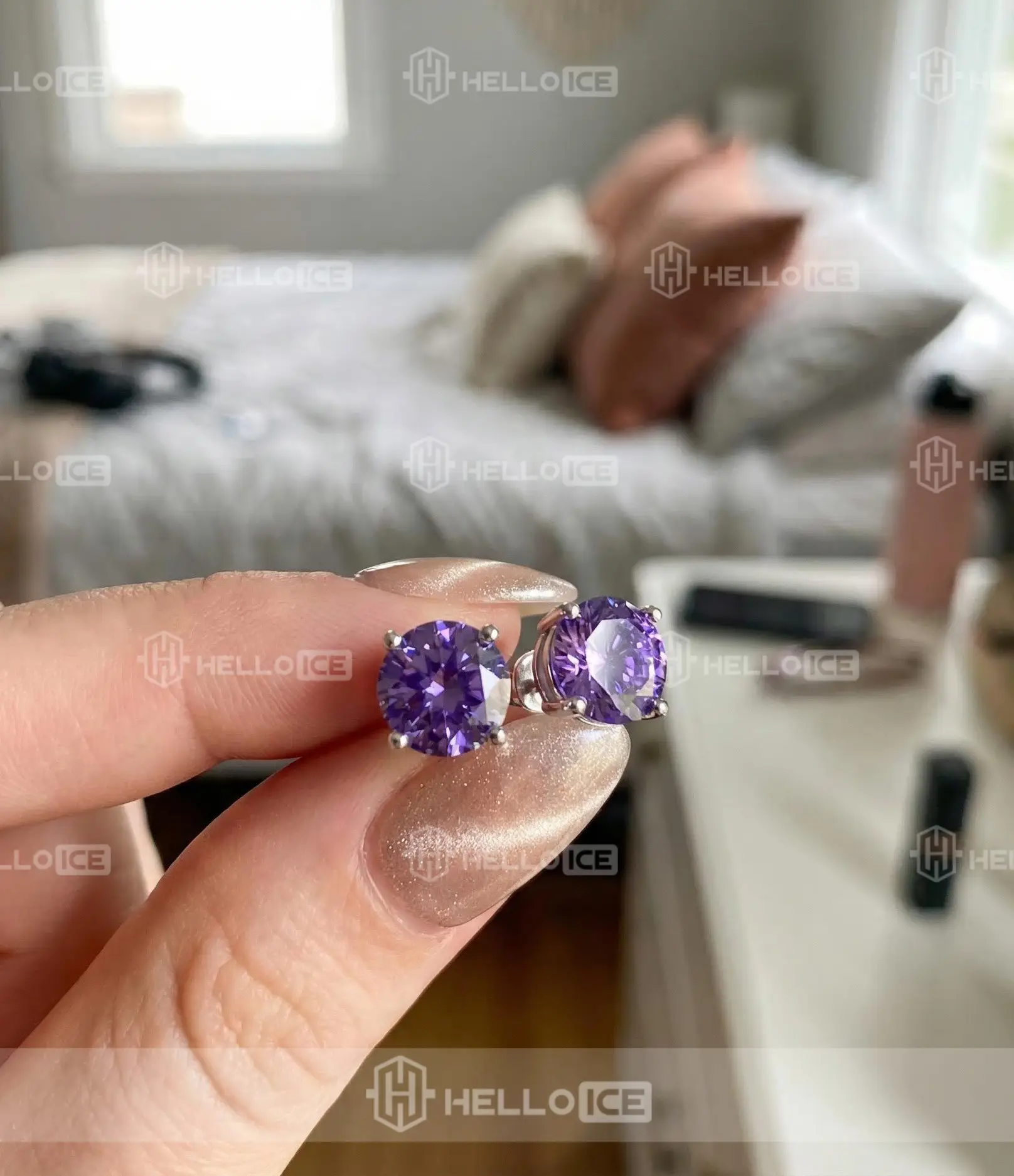 Helloice Review Image