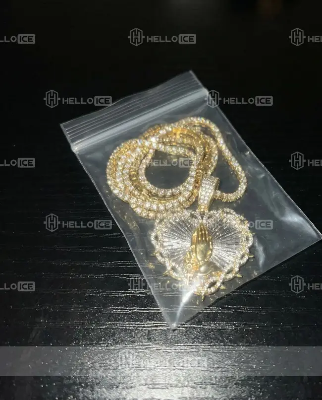 Helloice Review Image