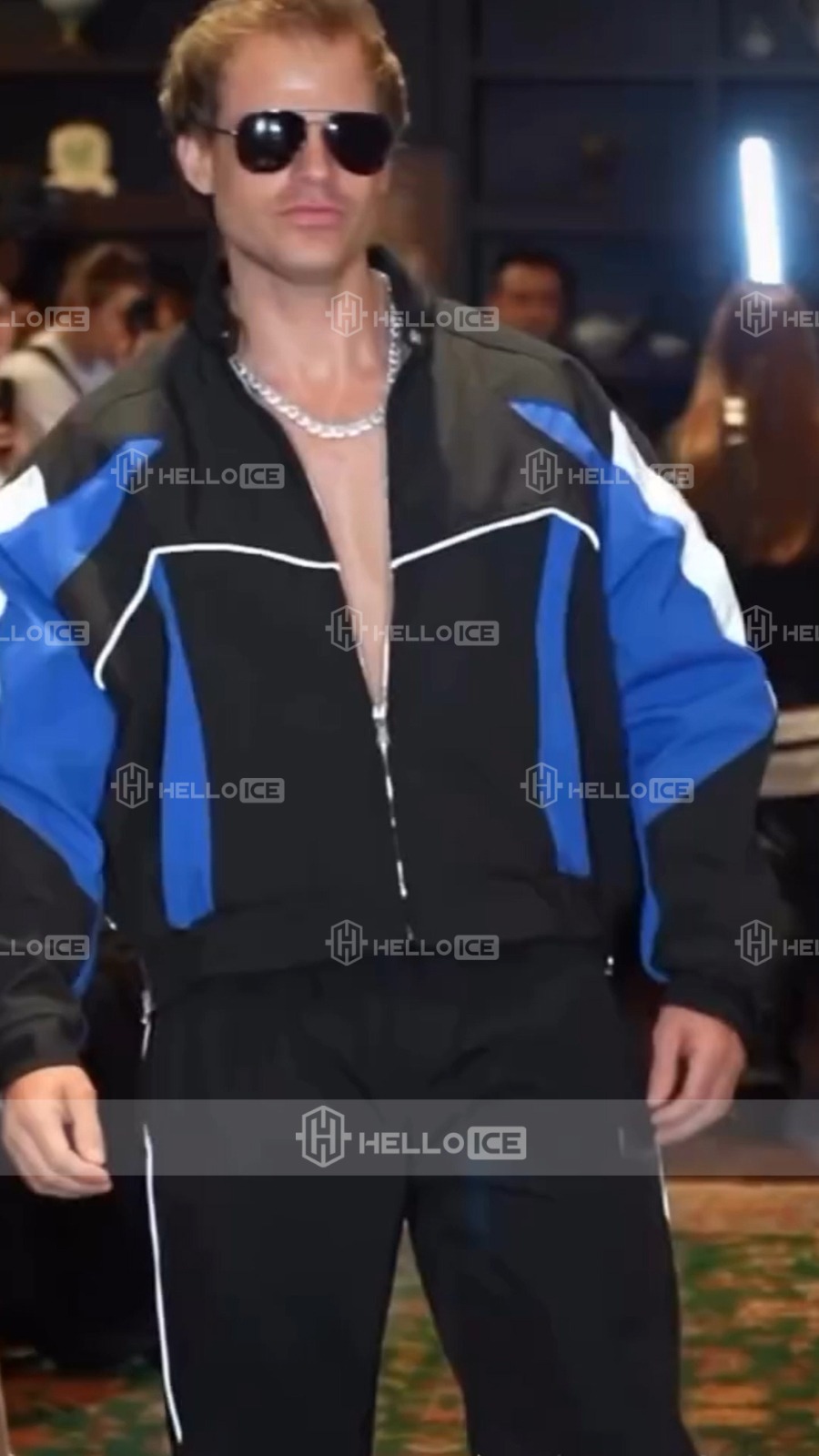 Helloice Review Image