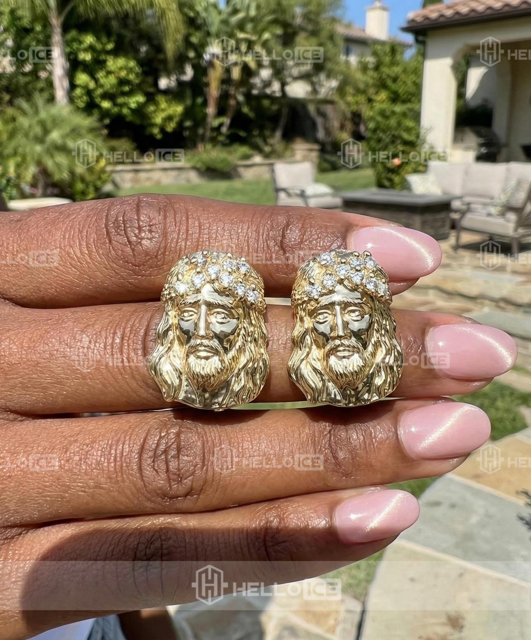 Helloice Review Image