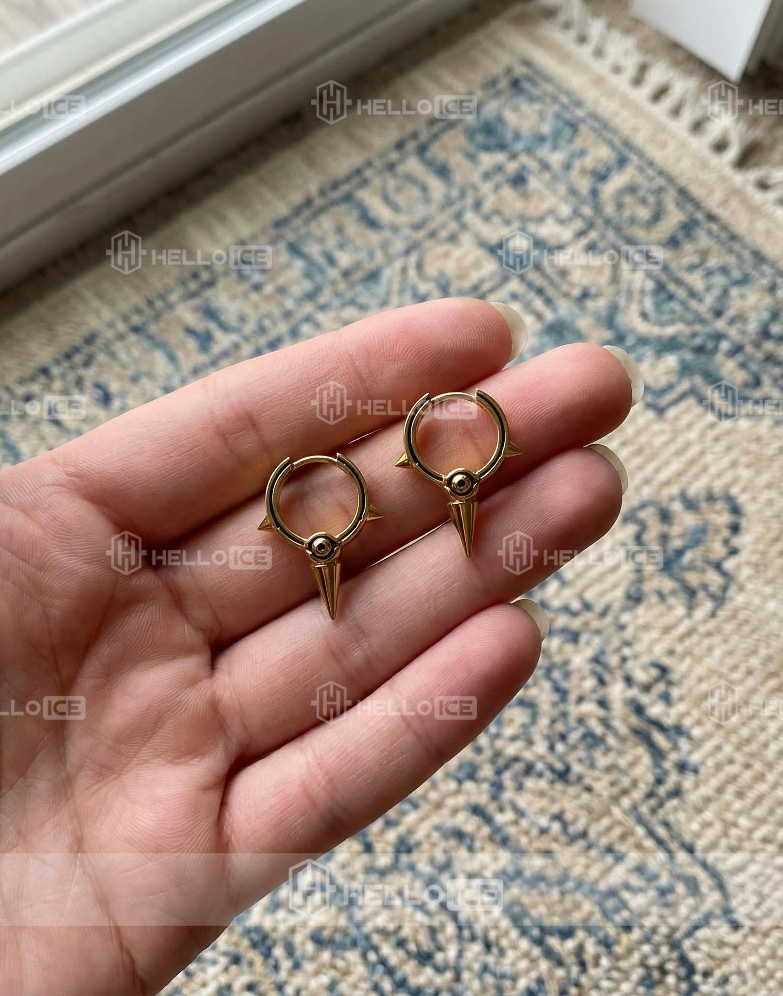 Helloice Review Image