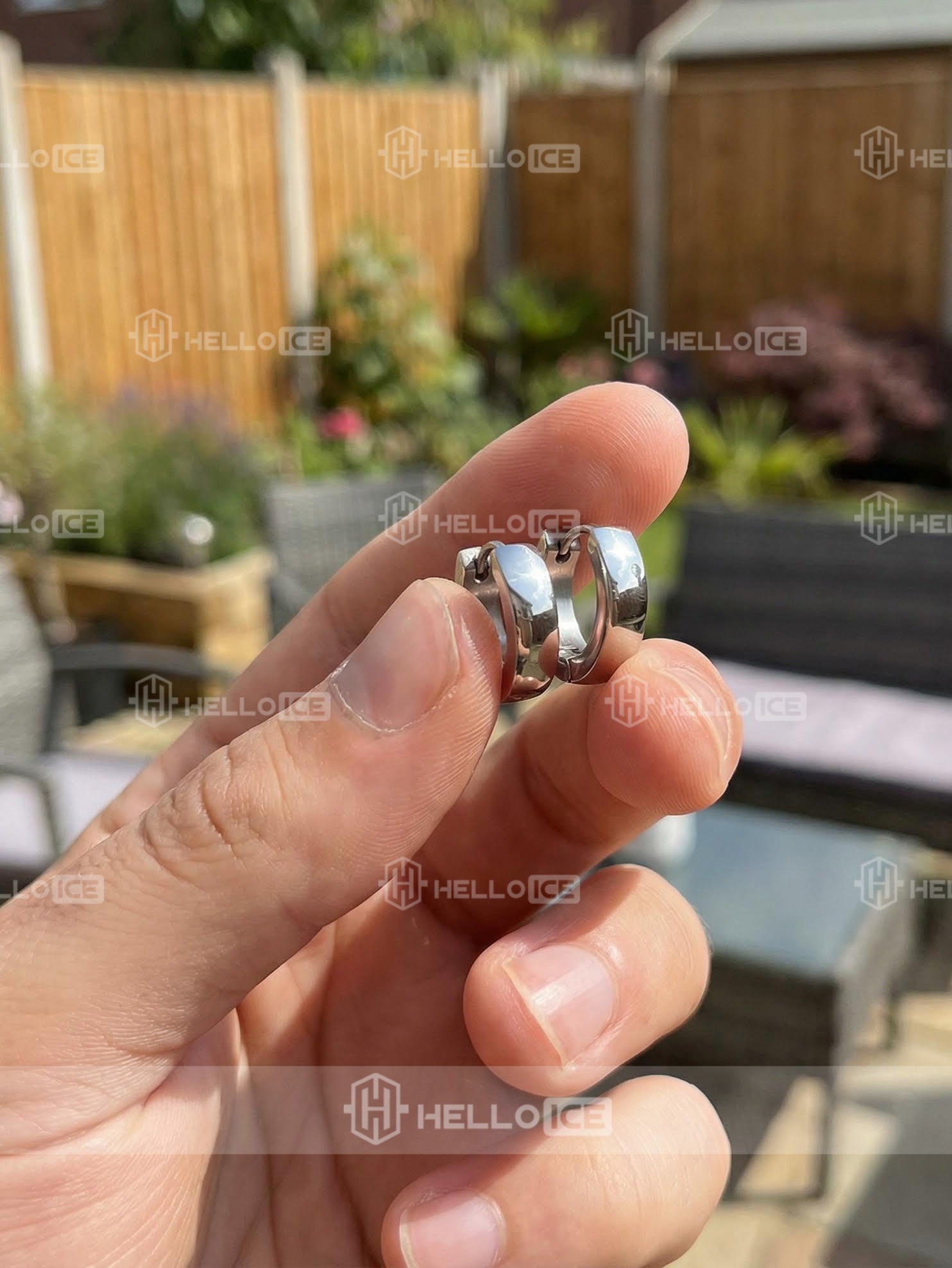 Helloice Review Image