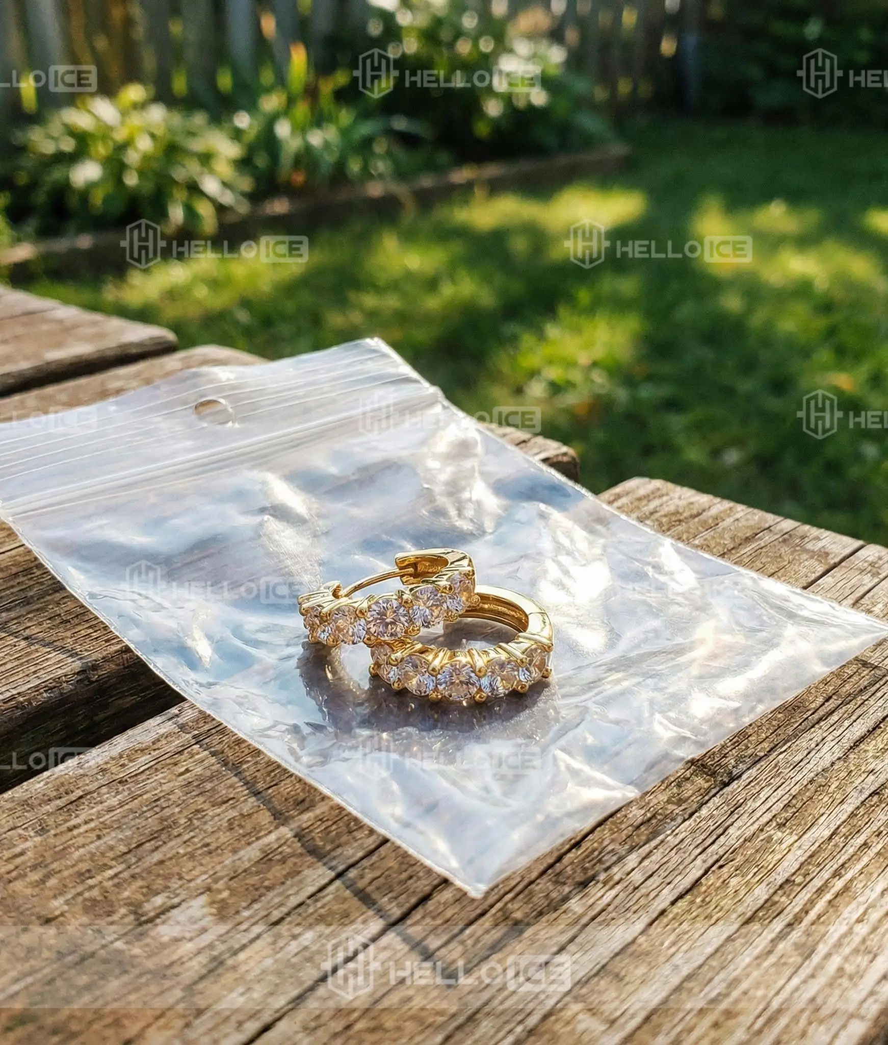 Helloice Review Image