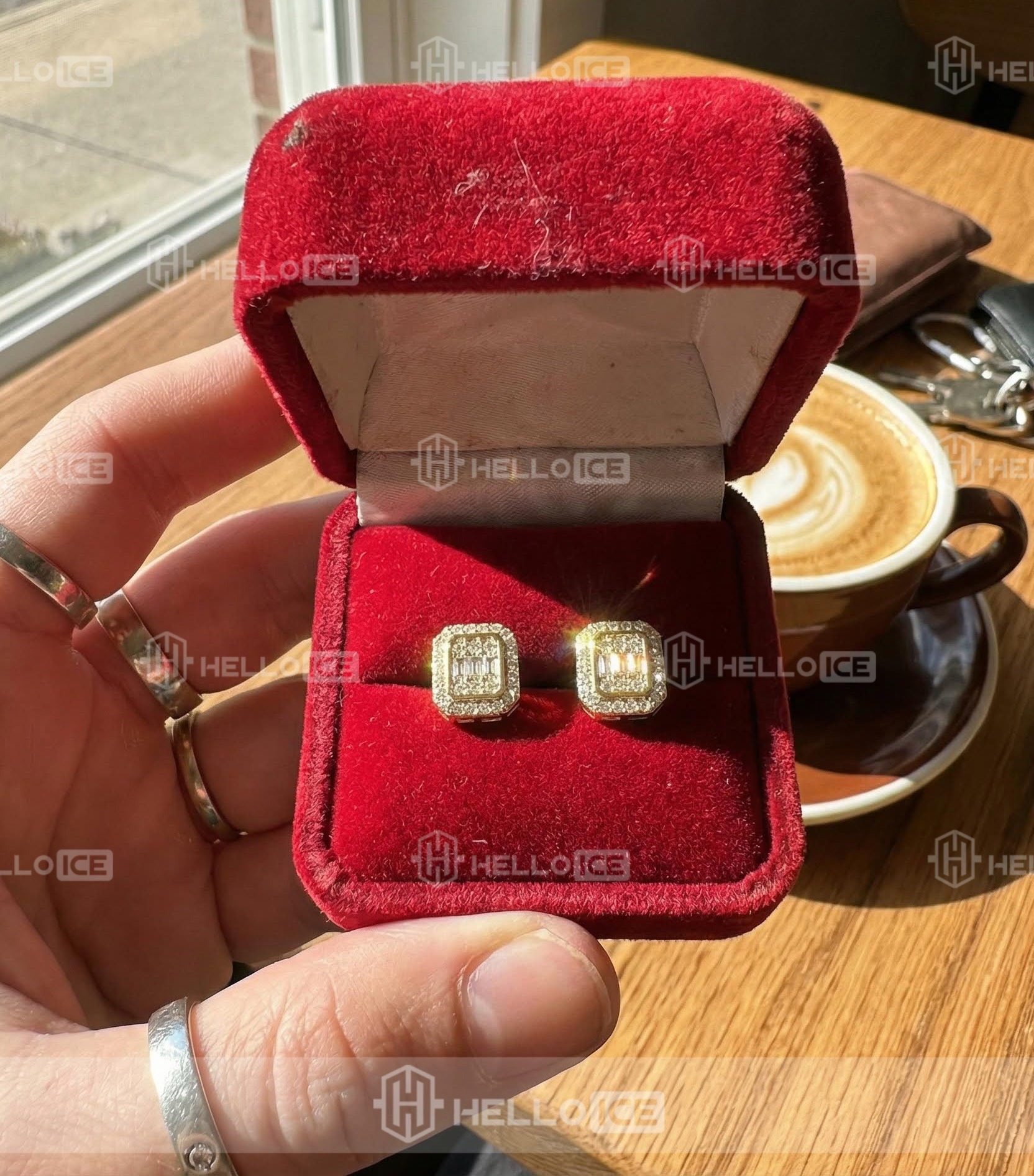 Helloice Review Image