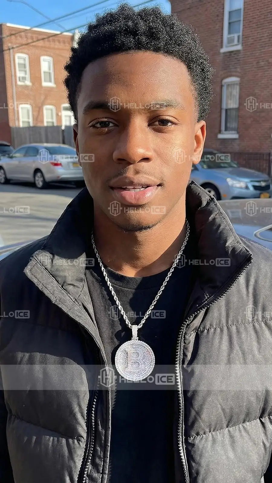 Helloice Review Image