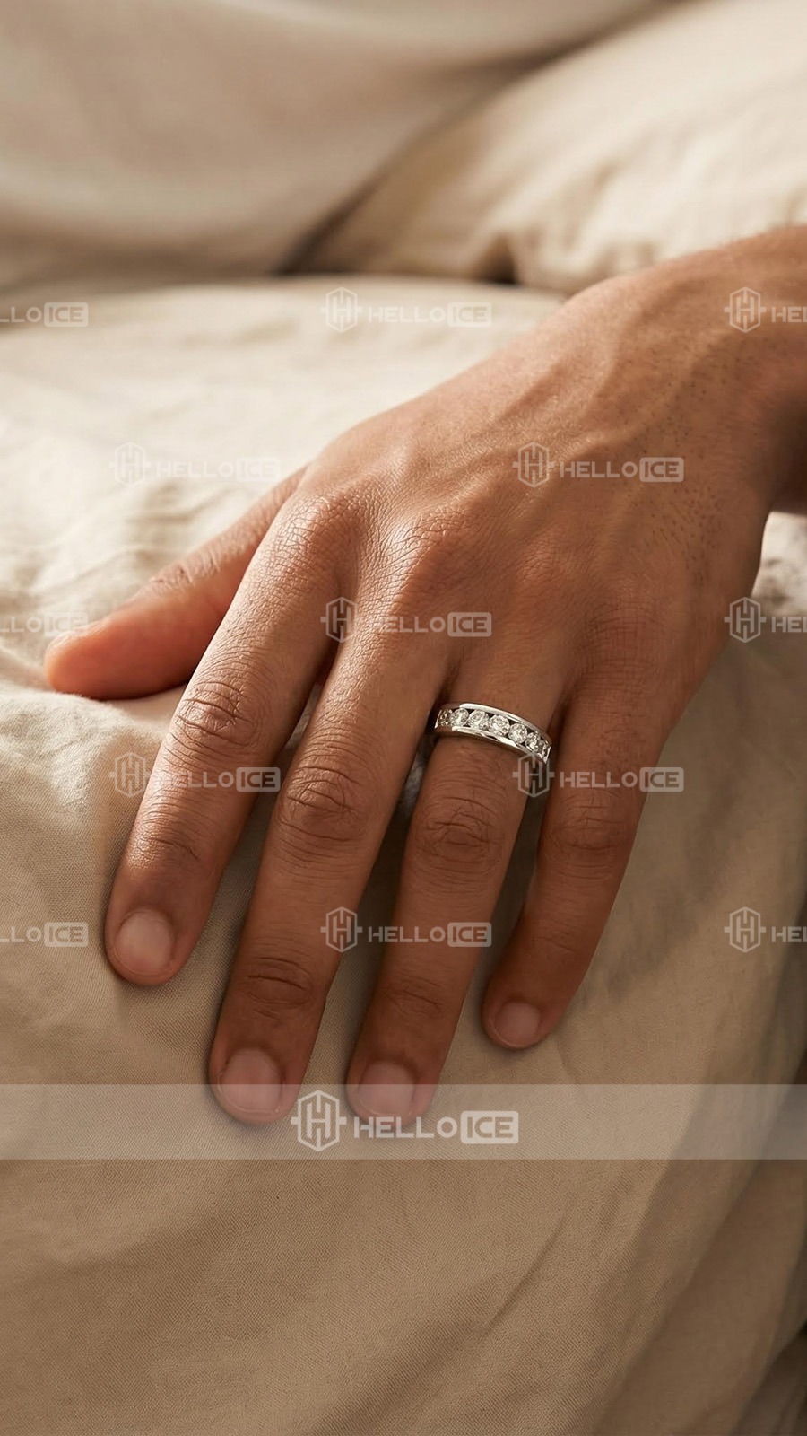 Helloice Review Image