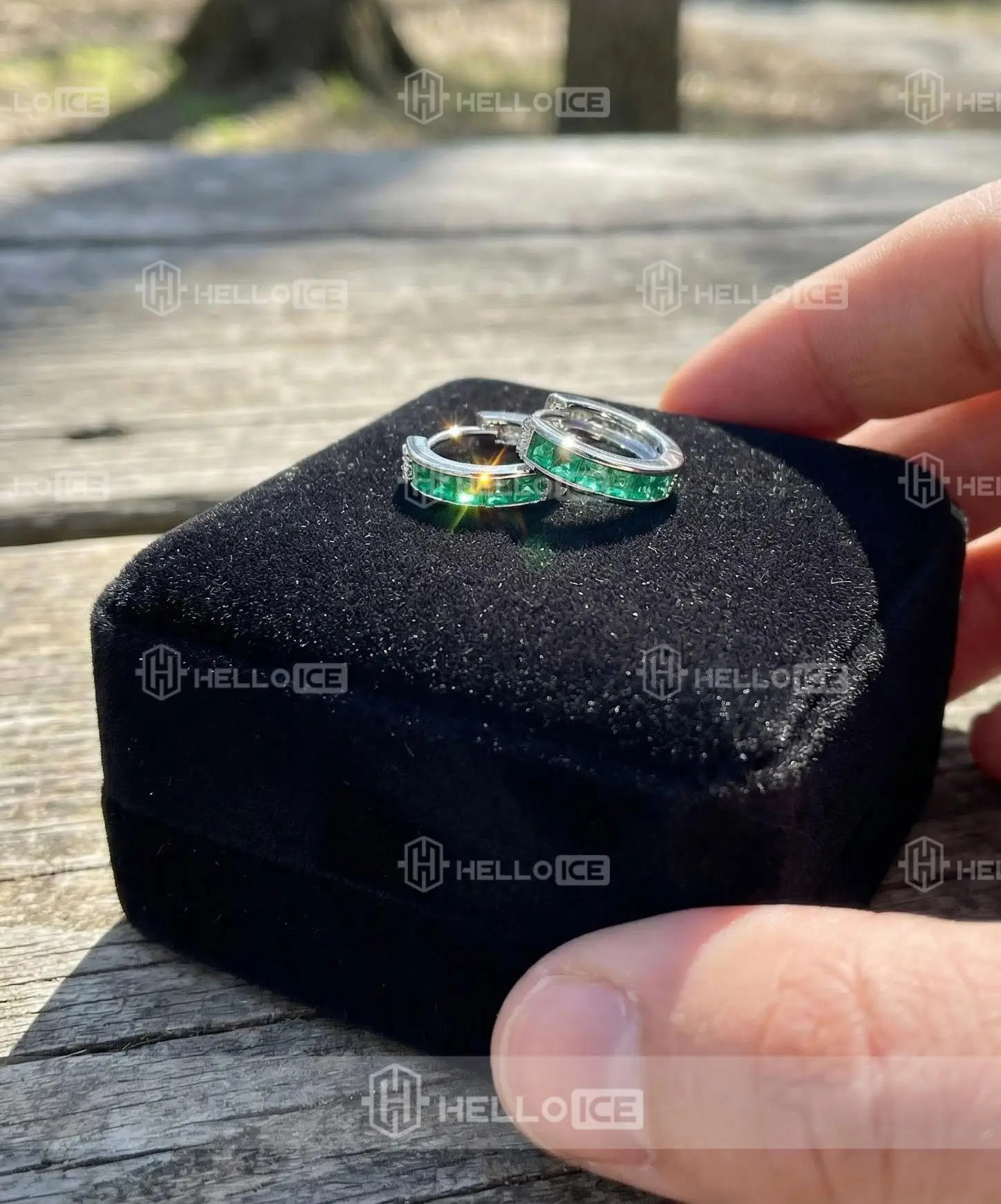 Helloice Review Image