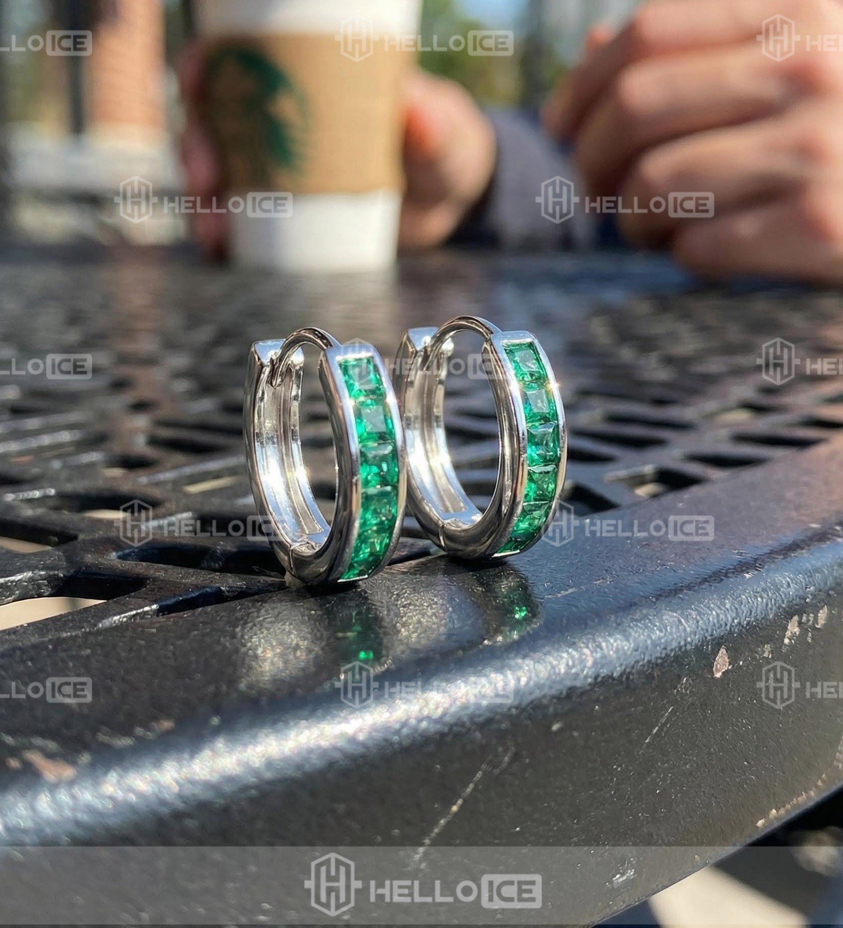 Helloice Review Image