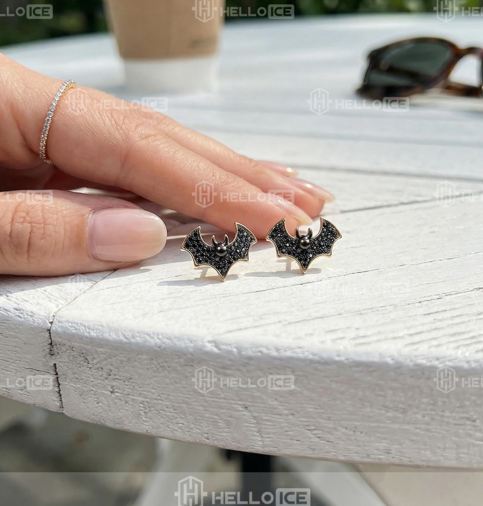 Helloice Review Image