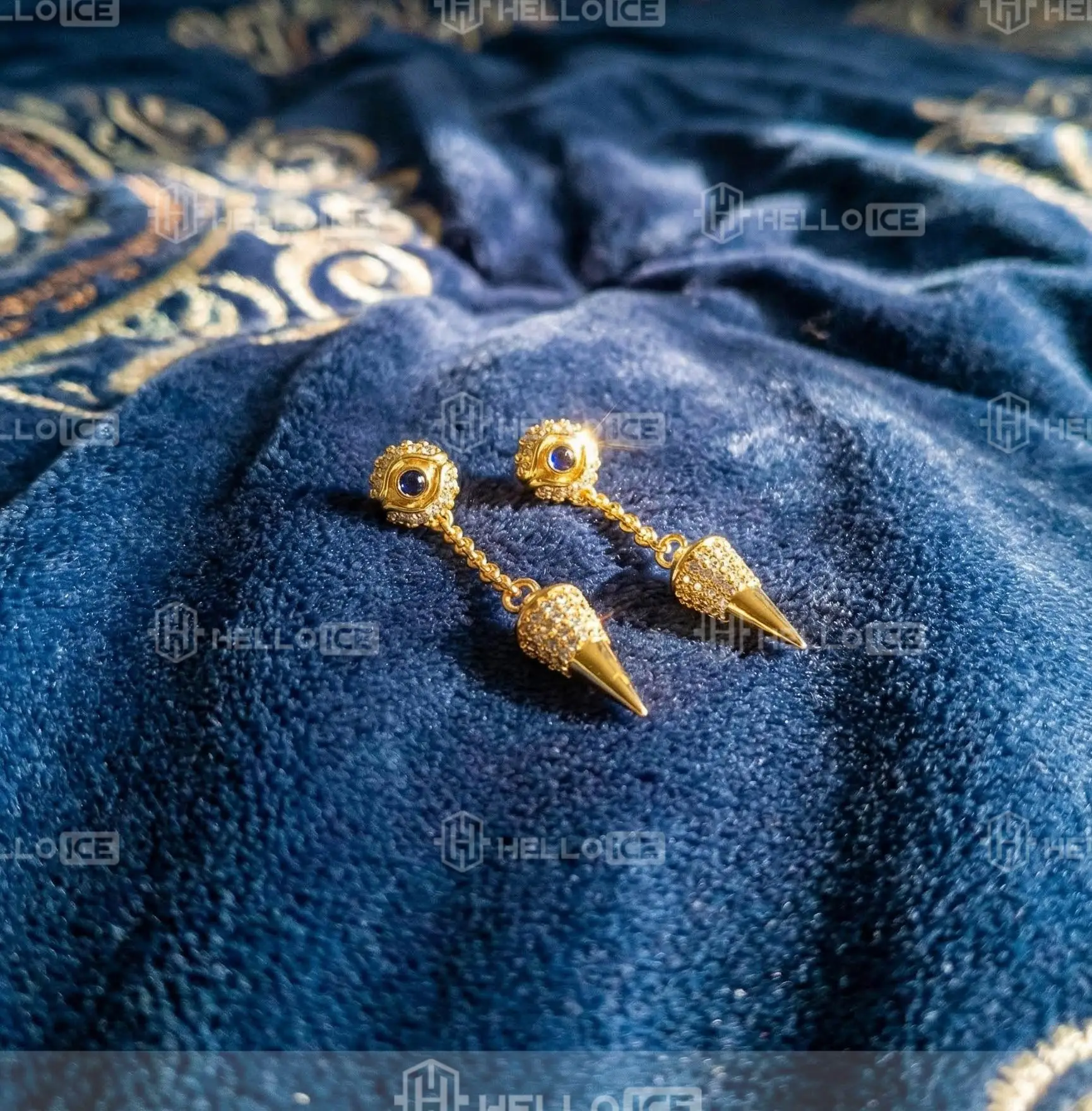 Helloice Review Image