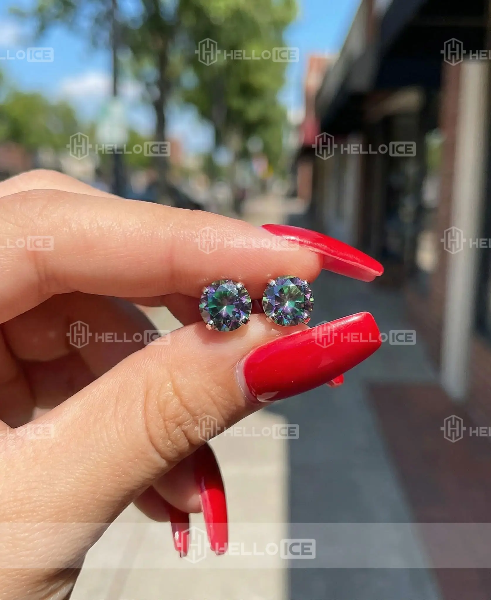 Helloice Review Image