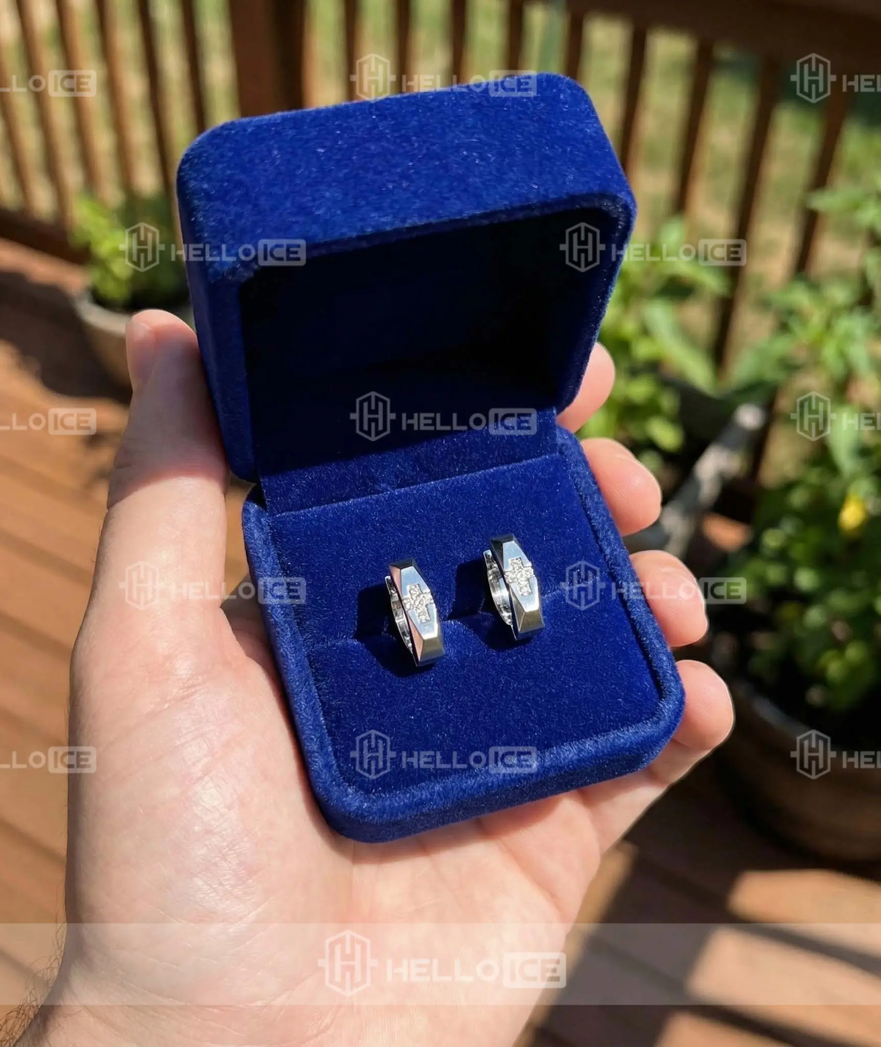 Helloice Review Image