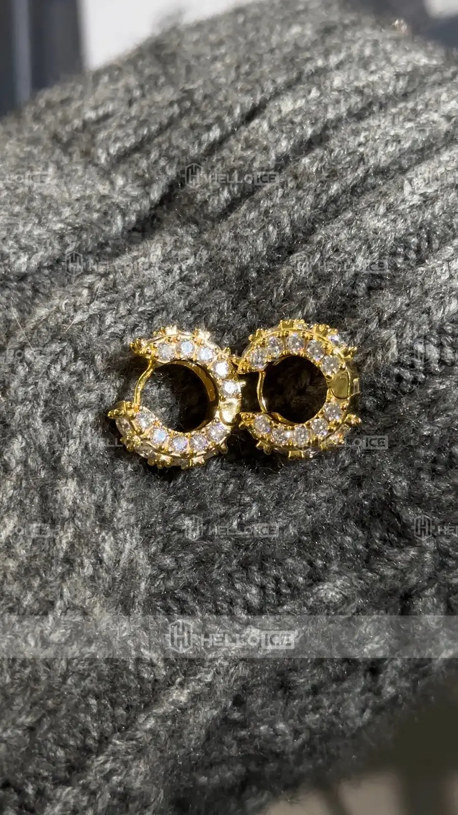 Helloice Review Image