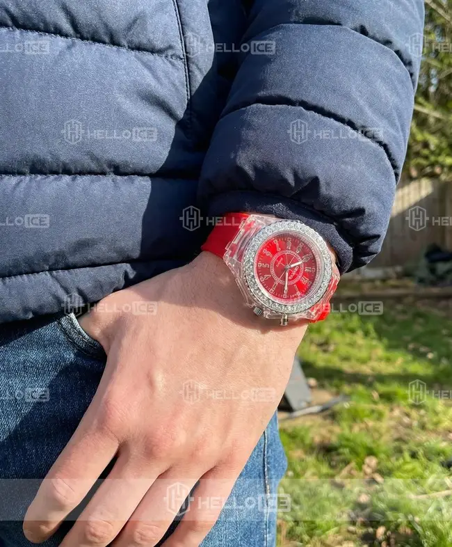 Helloice Review Image