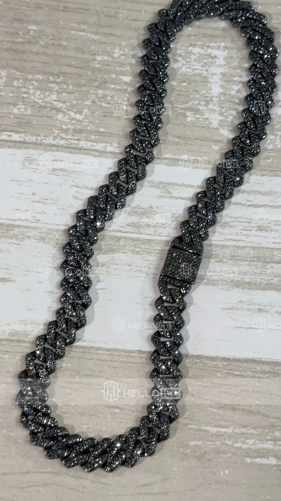 Helloice Review Image