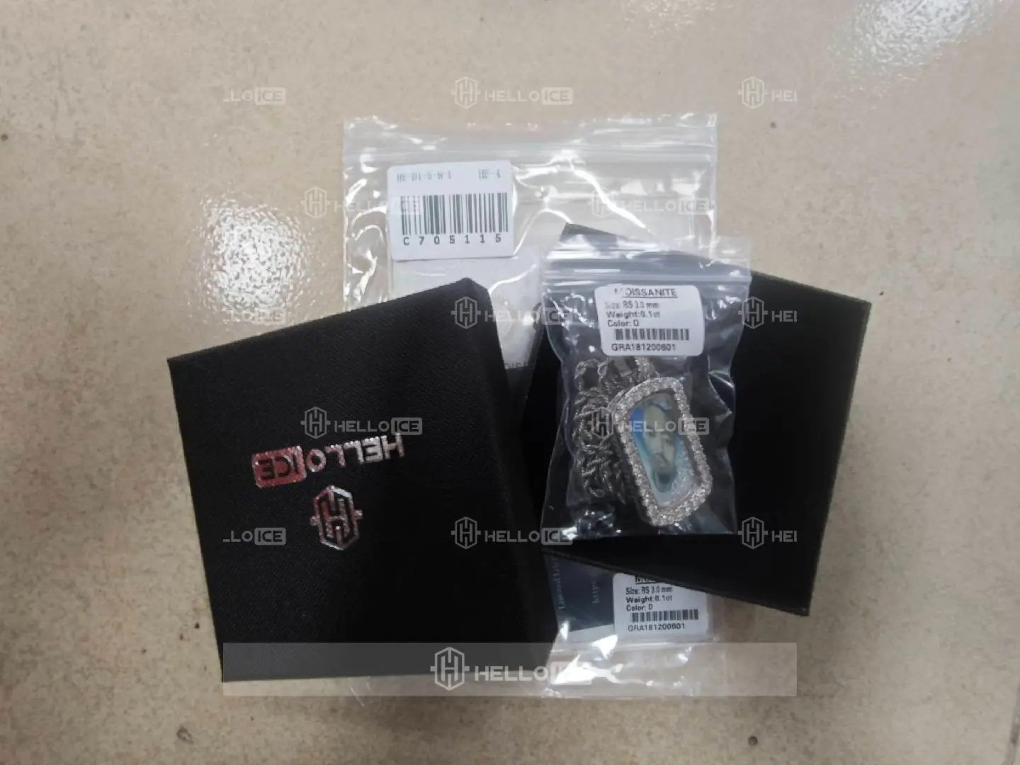 Helloice Review Image