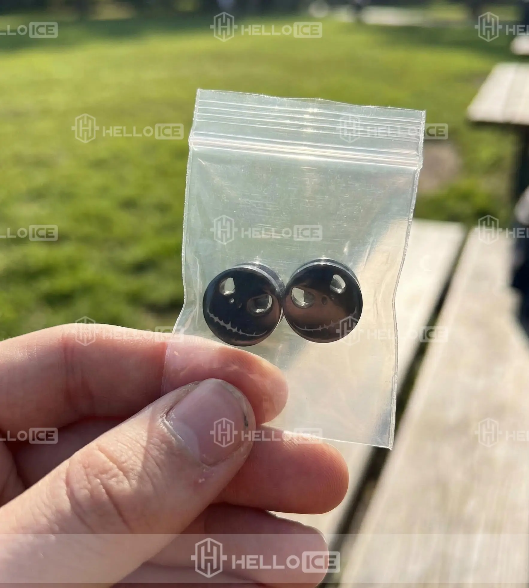 Helloice Review Image